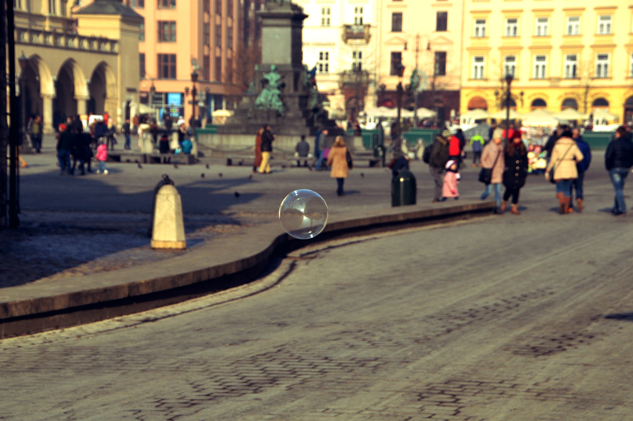 Nikon D3200 sample photo. What can you see through the bubble?.... photography