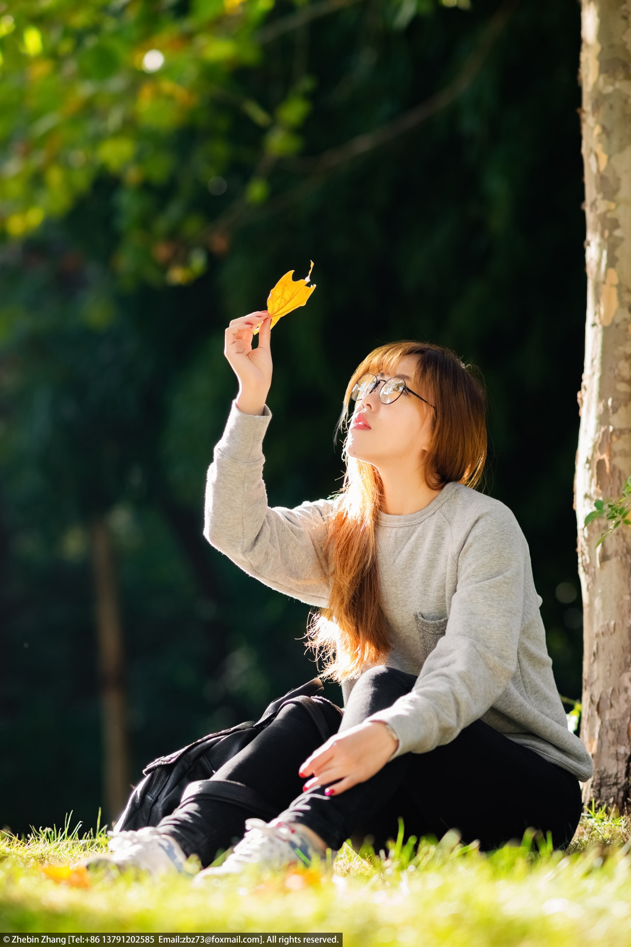 Sony Planar T* 85mm F1.4 ZA sample photo. Smokey photography
