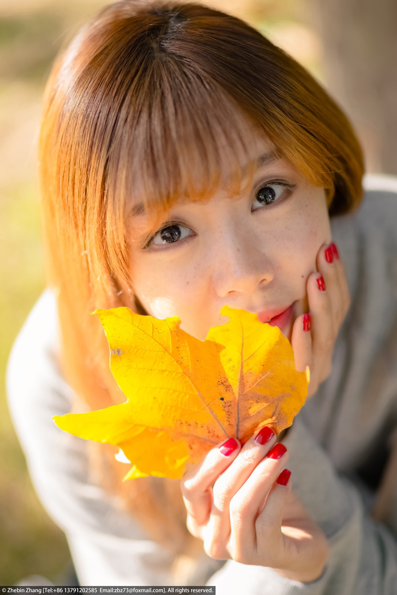 Sony Planar T* 85mm F1.4 ZA sample photo. Smokey photography