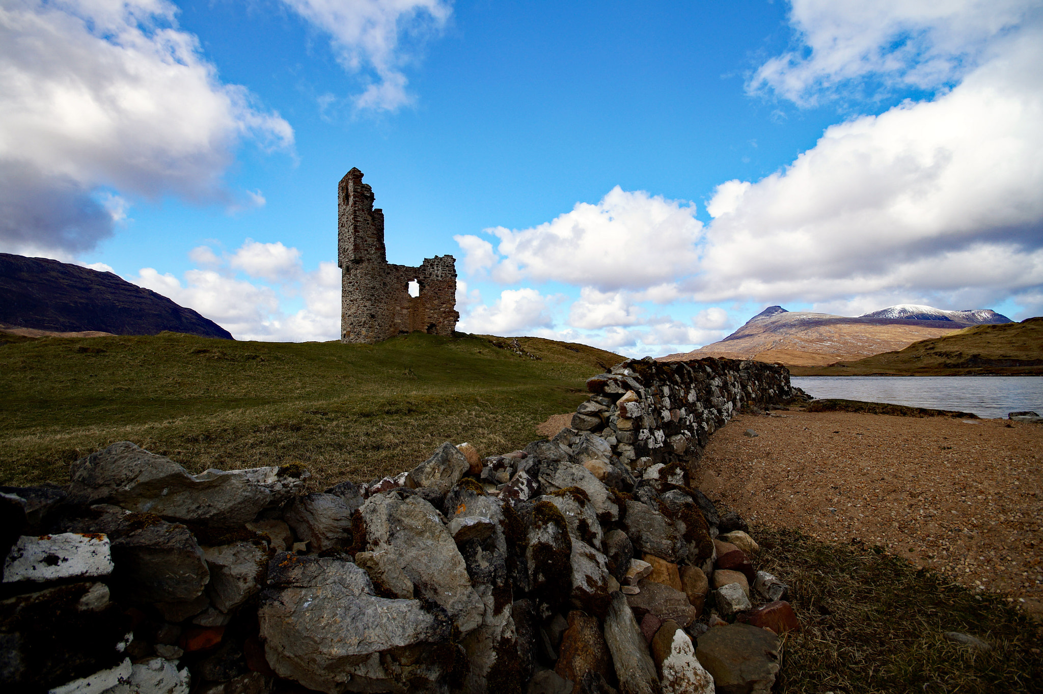 Sigma AF 10-20mm F4-5.6 EX DC sample photo. Ardvreck castle & quinaig, north west scottish higlands photography