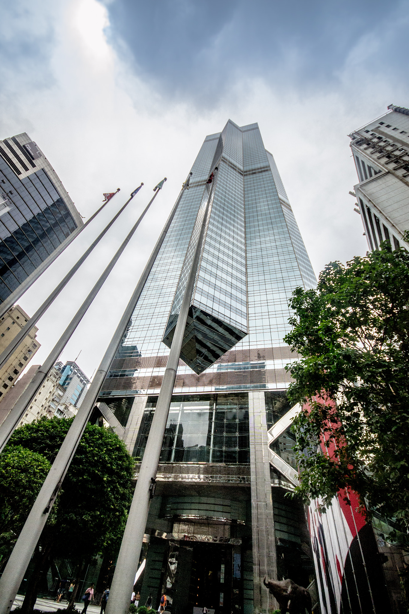 Sigma 10-20mm F4-5.6 EX DC HSM sample photo. Streets of central hong kong photography