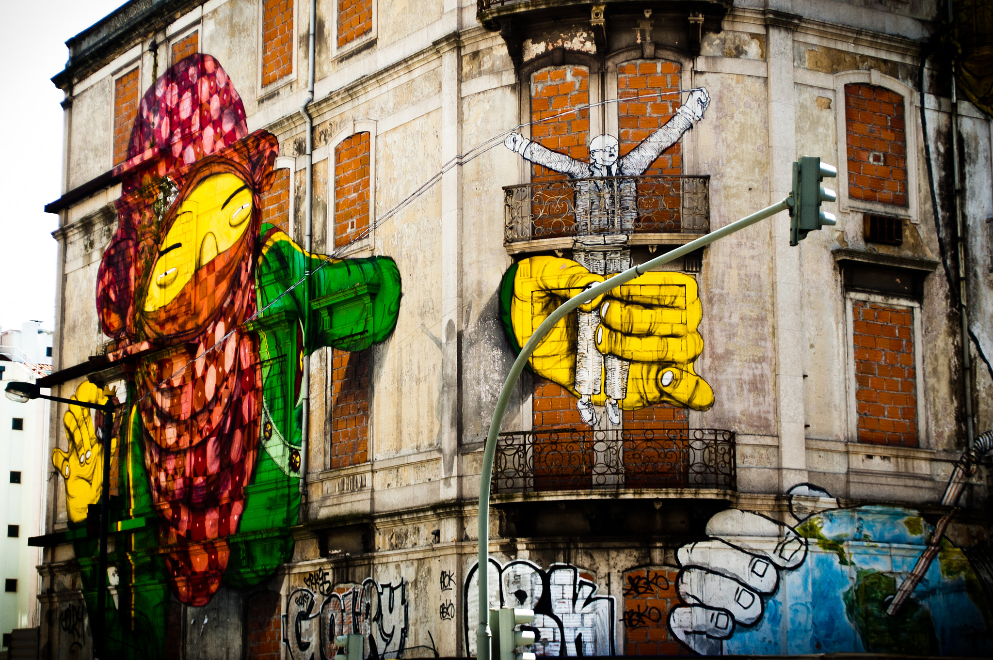 Nikon D40 sample photo. Ruas de lisboa photography