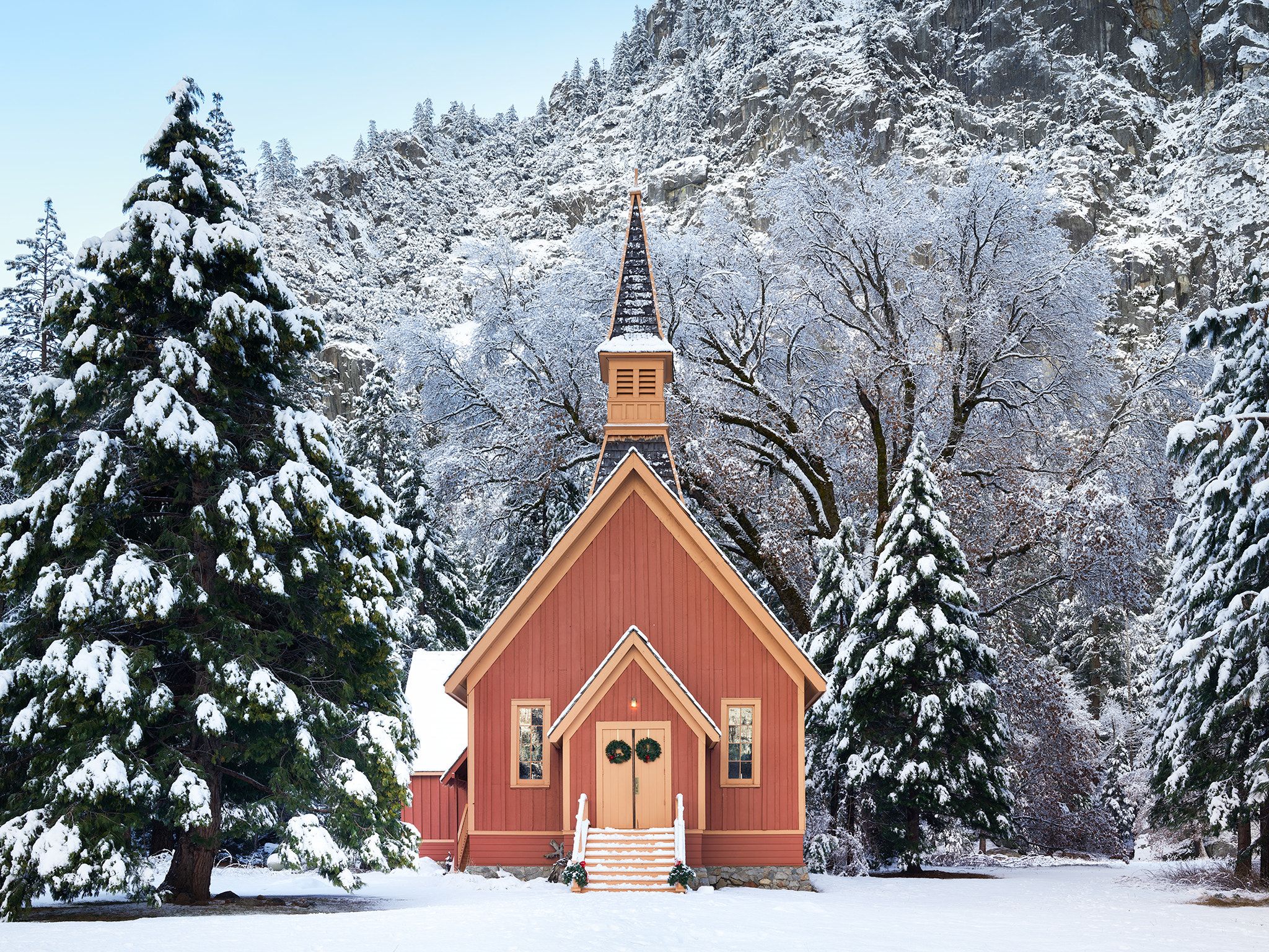 Schneider Kreuznach LS 45mm f/3.5 sample photo. The church photography