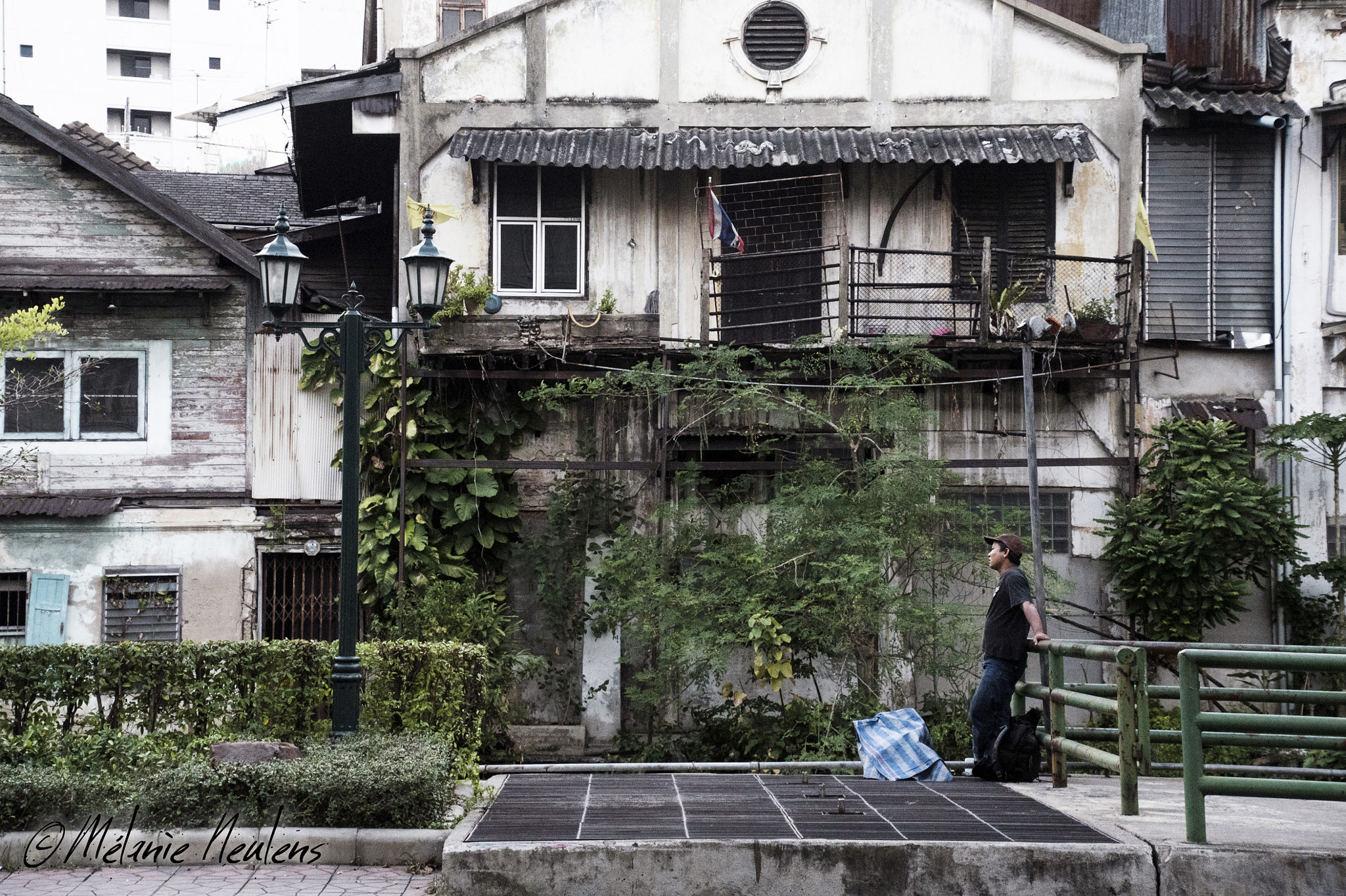 Nikon D750 sample photo. Somwhere in bkk street photography