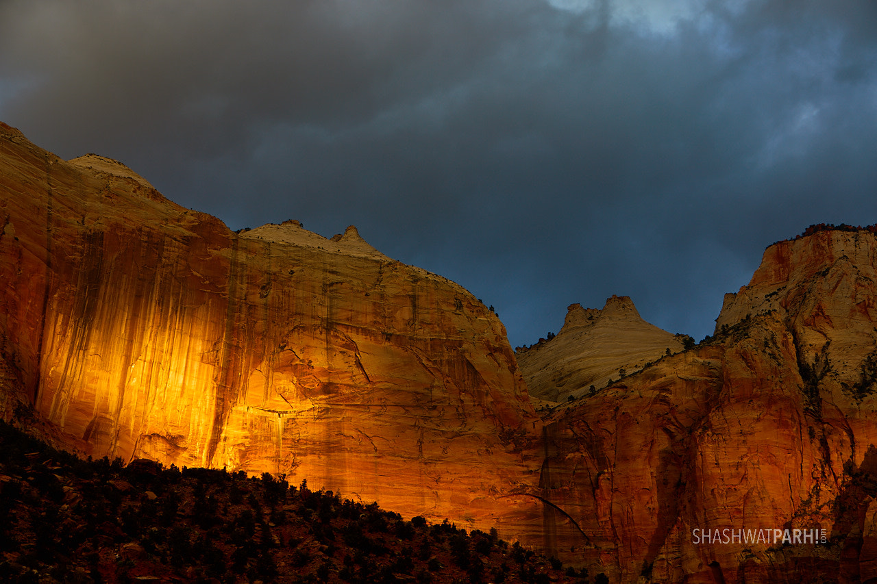 Canon EF 70-200mm F2.8L IS USM sample photo. Light & shade, zion canyon photography