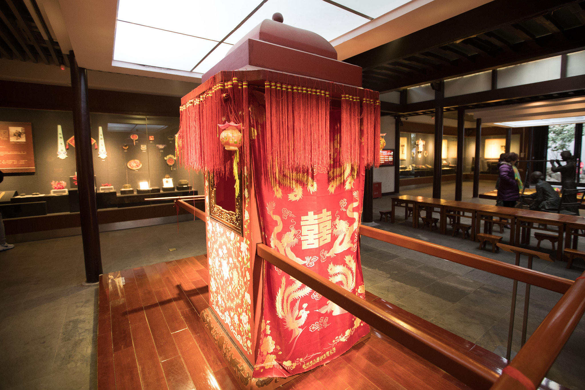 Canon EF 16-35mm F2.8L II USM sample photo. Bridal sedan chair photography