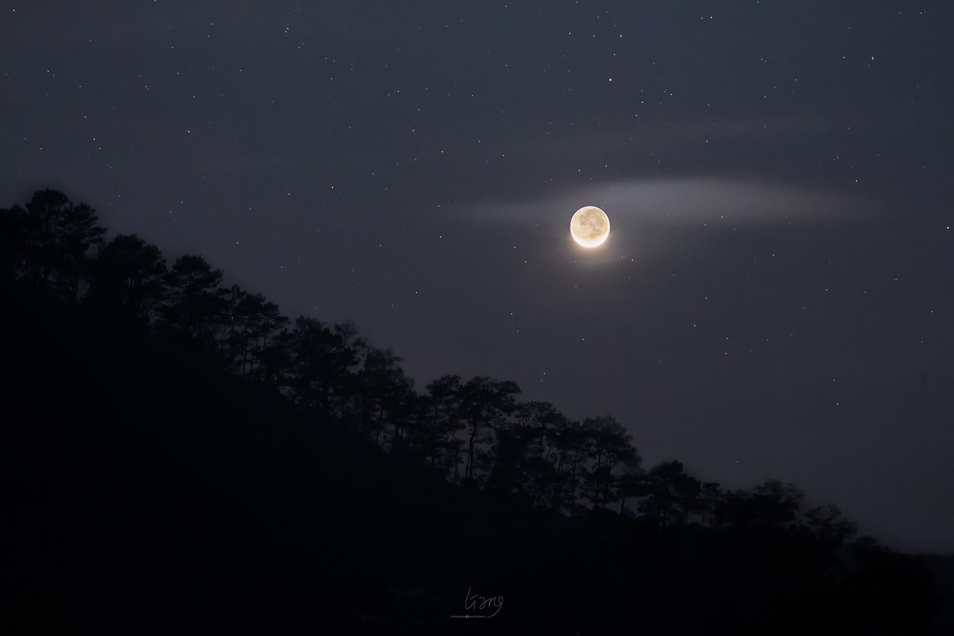 Canon EF 100mm F2.8 Macro USM sample photo. Moonset photography