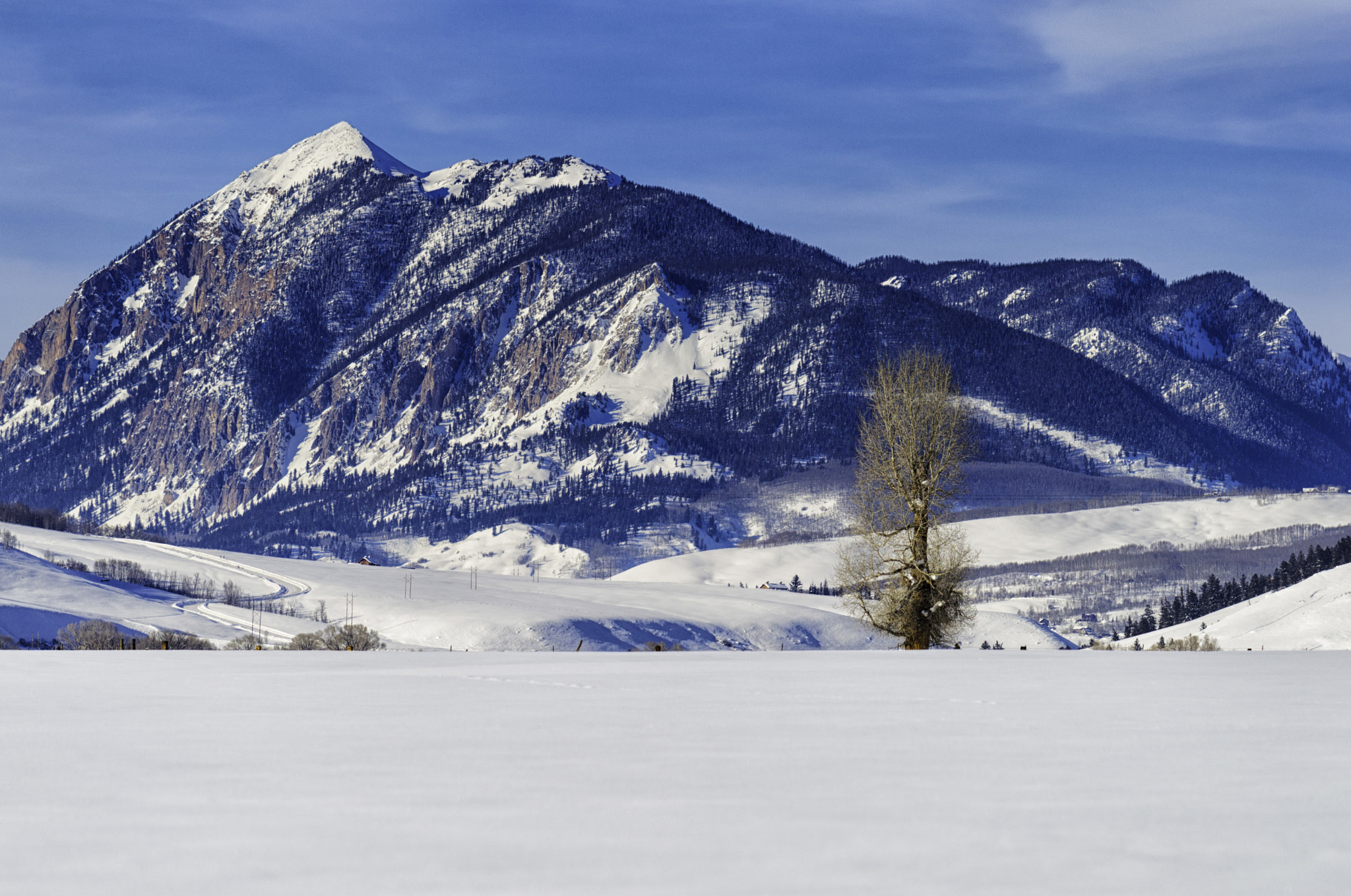 Nikon AF-S Nikkor 70-200mm F4G ED VR sample photo. Gunnison views photography