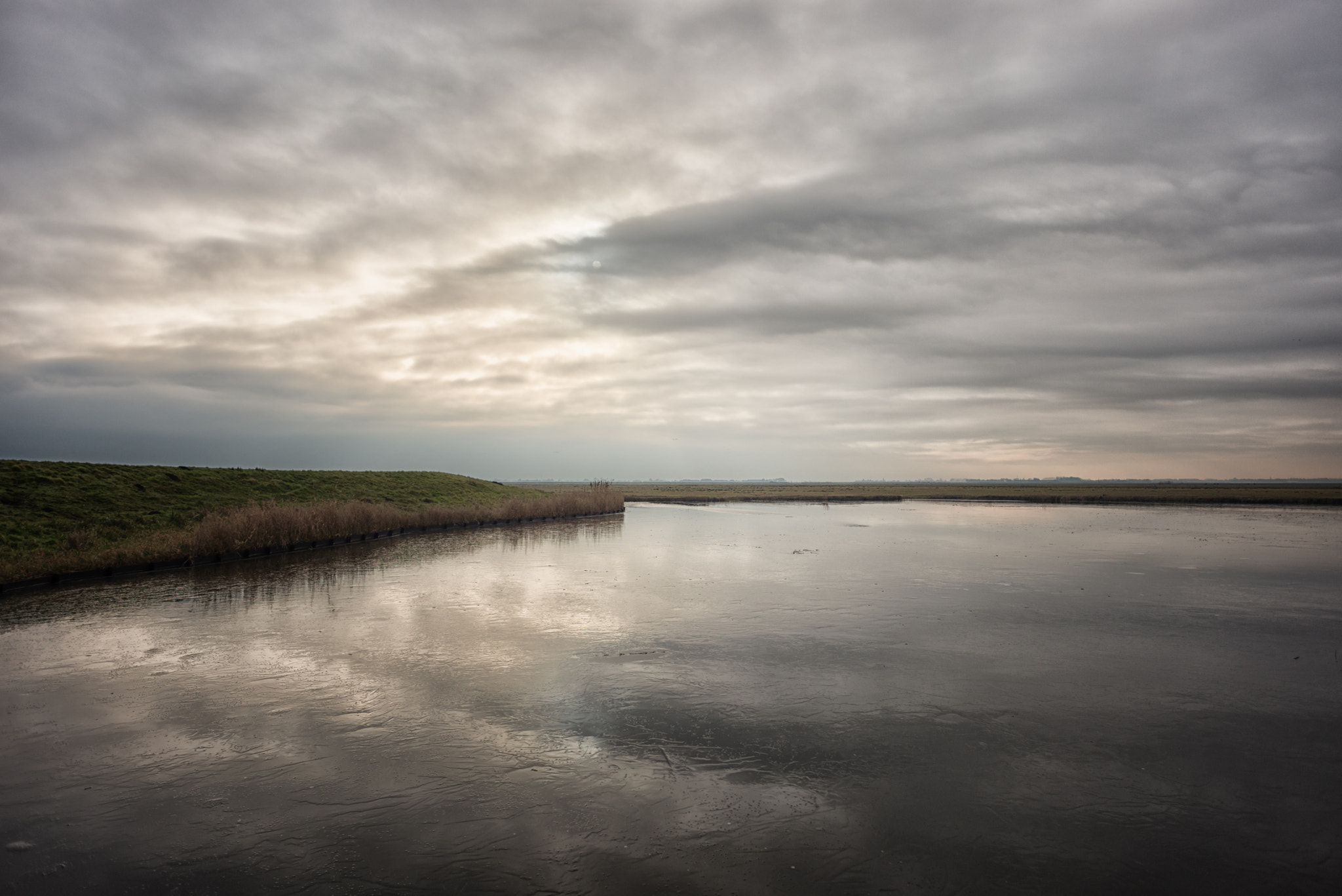 Nikon D610 + Nikon AF Nikkor 24mm F2.8D sample photo. Frozen landscape... photography