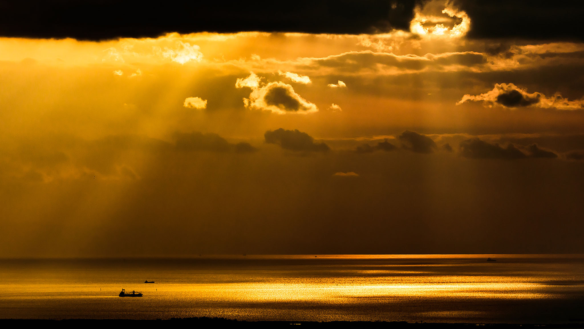 Canon EOS 5DS R sample photo. Sunset bay photography