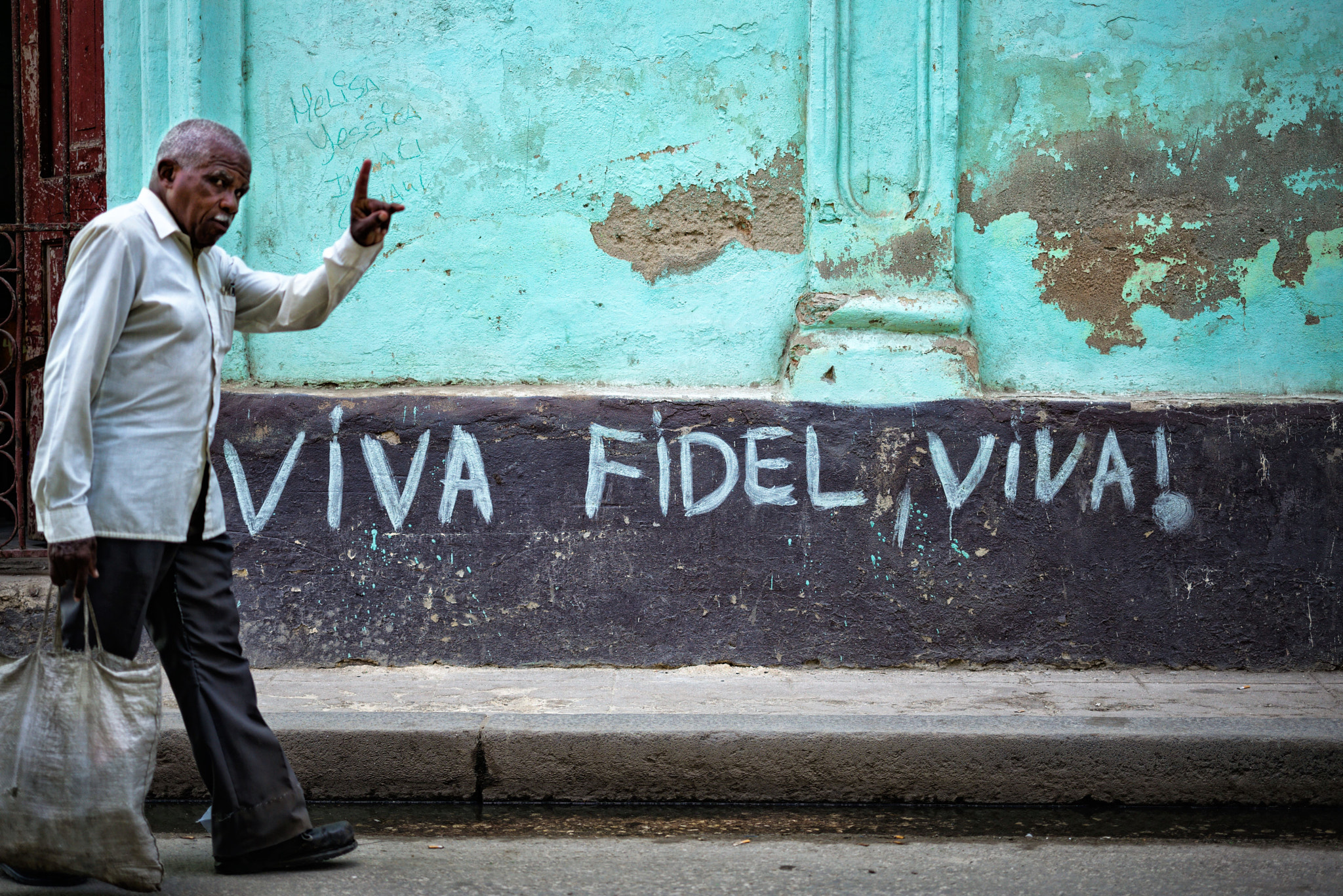 Leica APO-Summicron-M 50mm F2 ASPH sample photo. Viva fidel ! photography