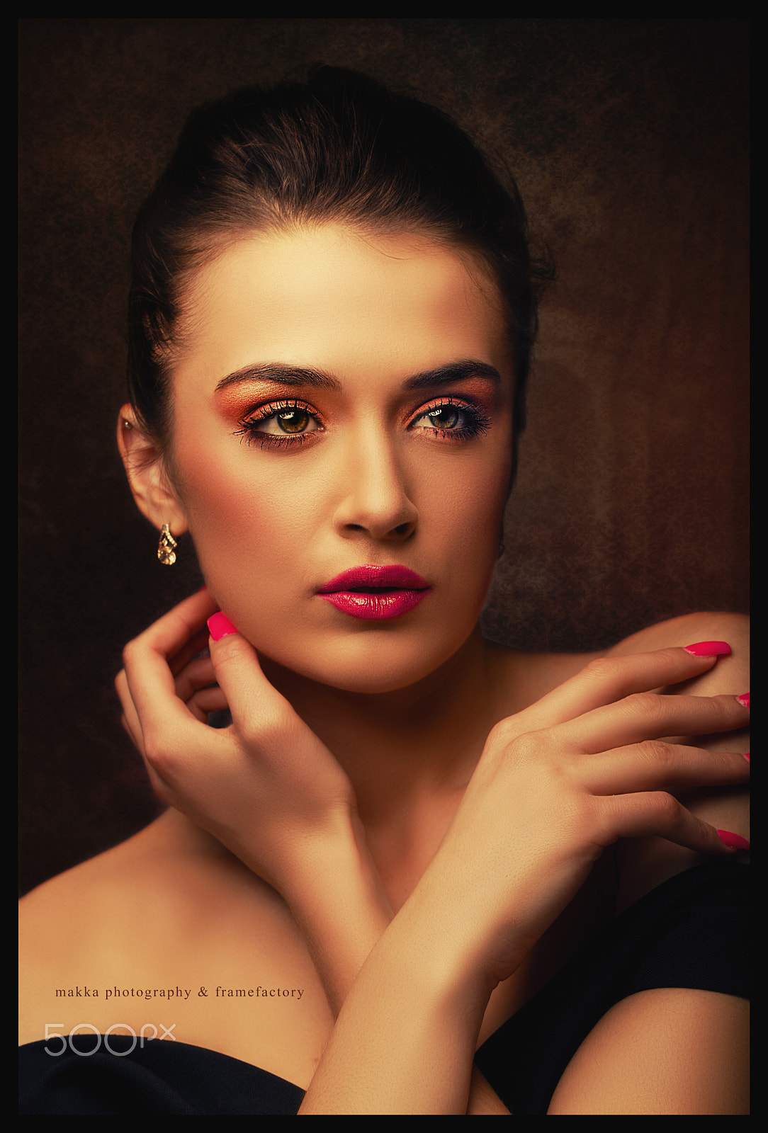 Canon EOS 5DS sample photo. Scarlet romantic photography