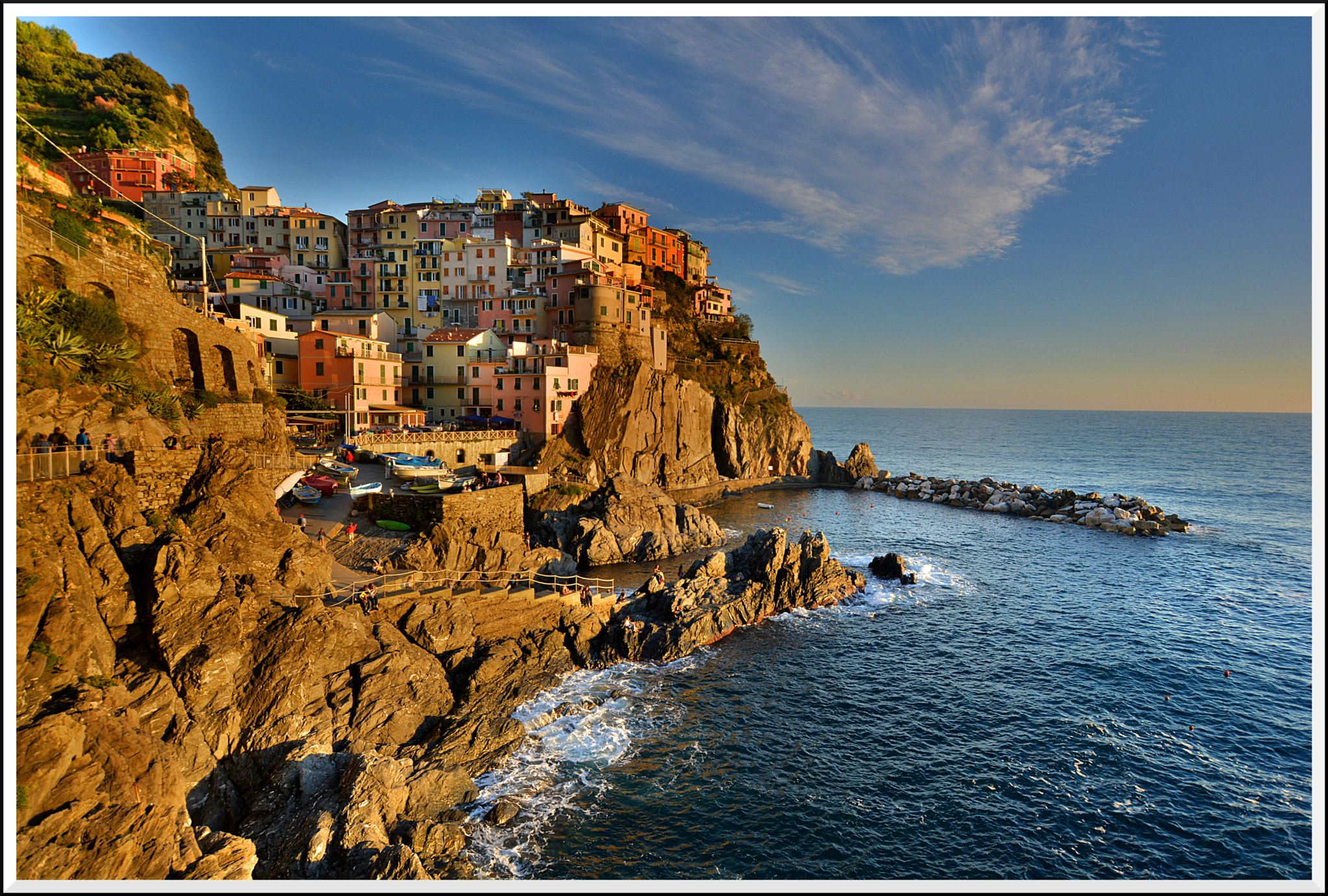 Nikon D5200 + Sigma 10-20mm F3.5 EX DC HSM sample photo. The eternal magic of cinque terre. photography