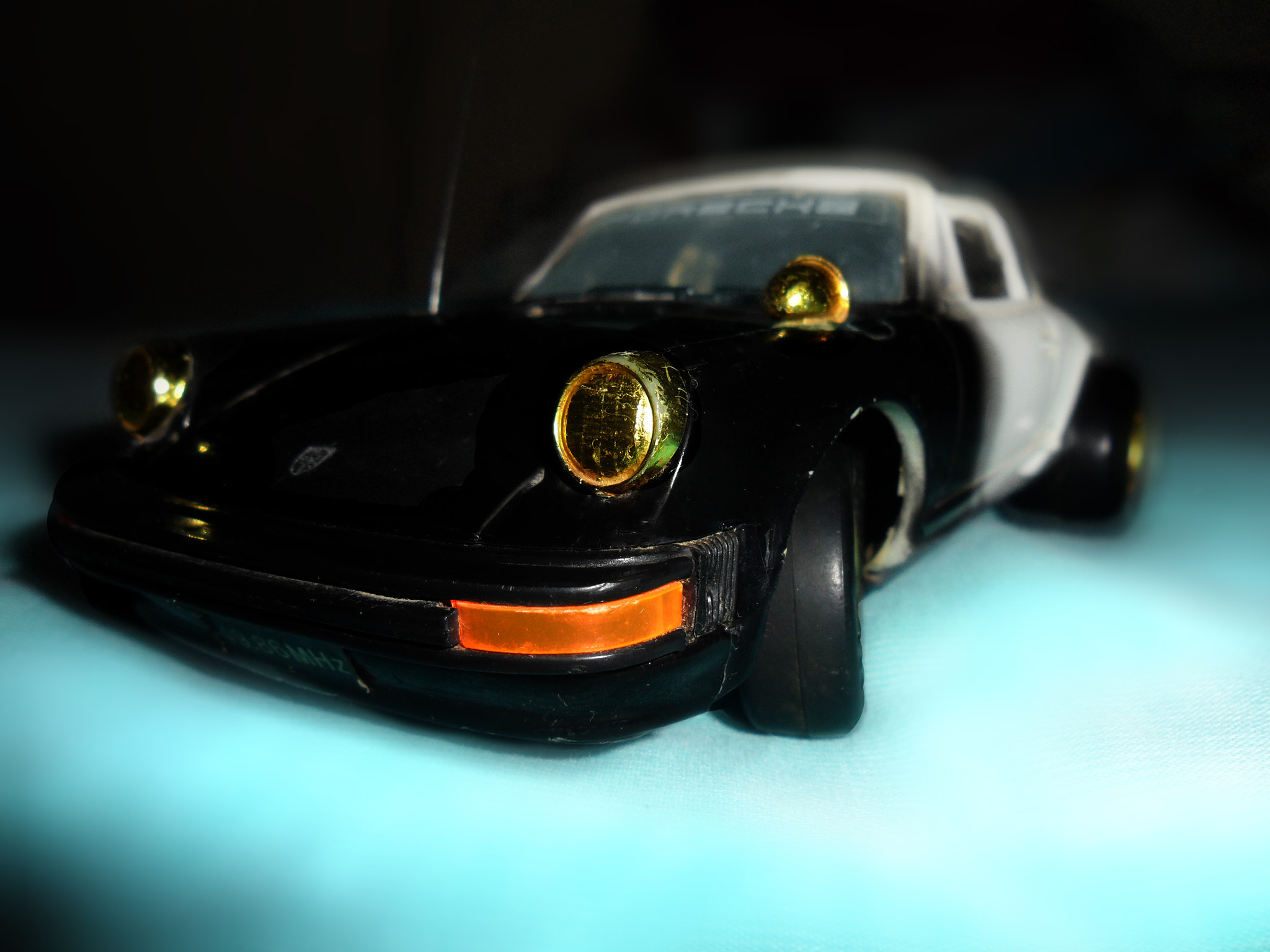 Samsung ES74,ES75,ES78 / VLUU ES75,ES78 sample photo. Car... rc photography
