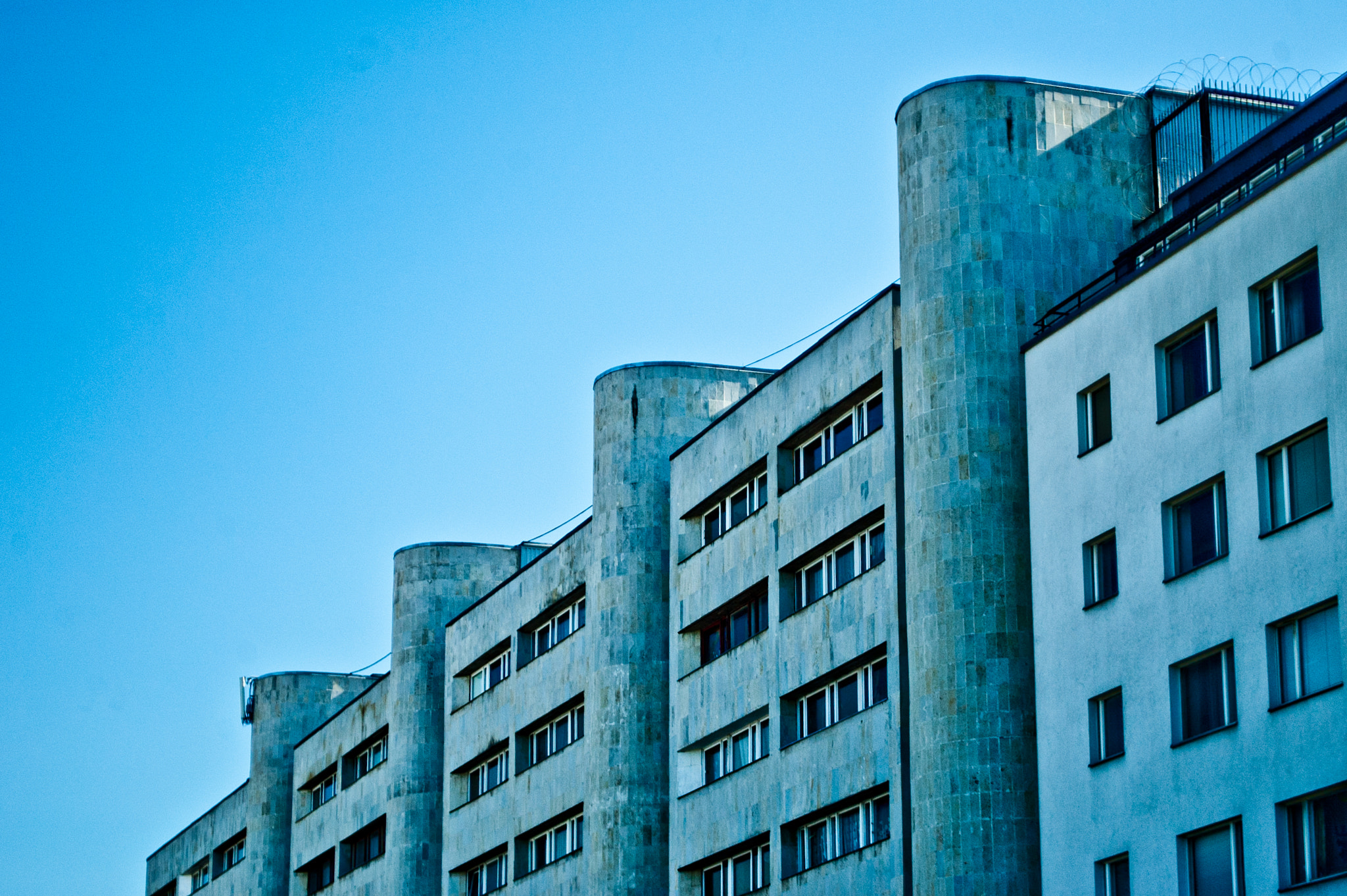 Nikon D40 sample photo. Remains of an era photography
