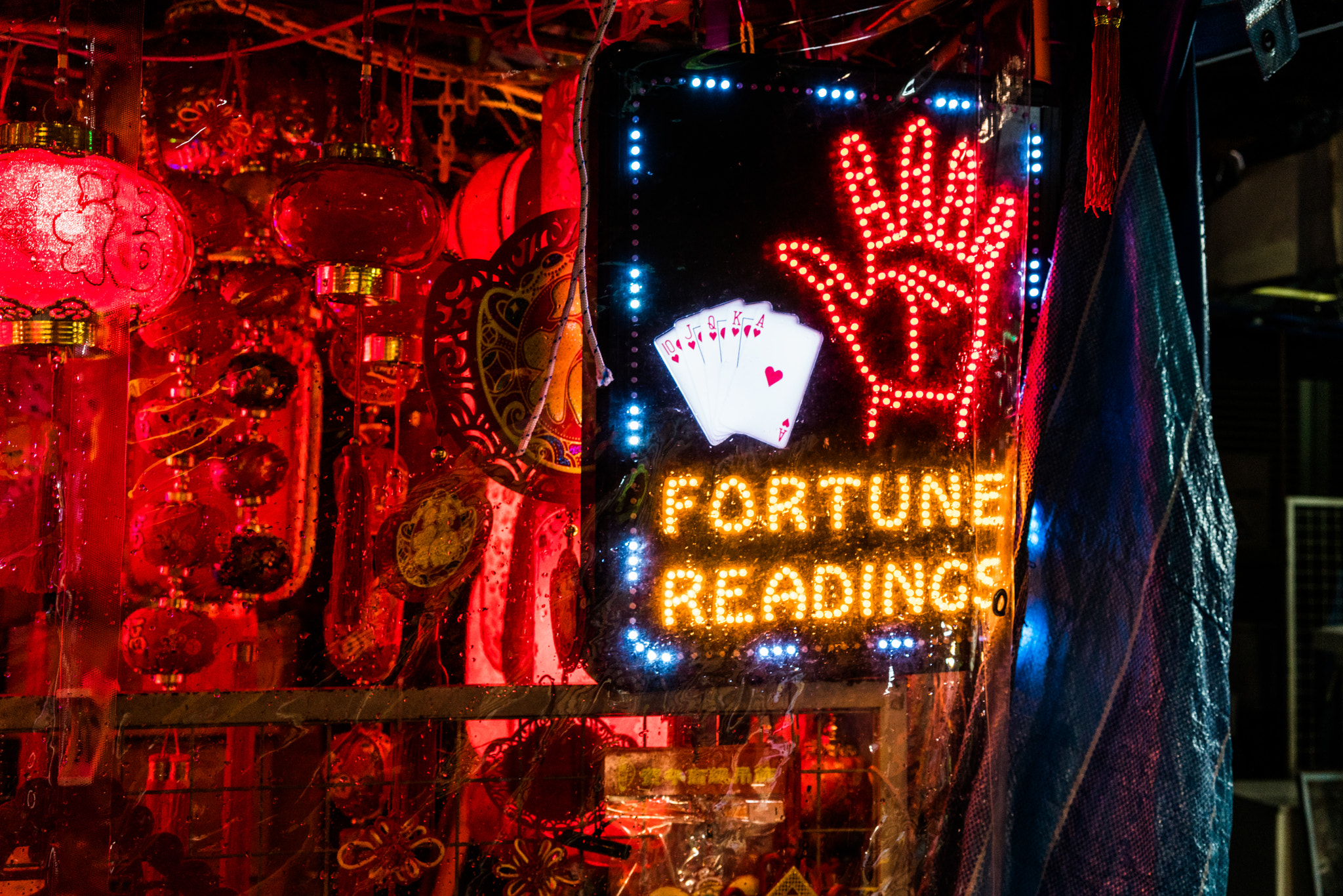 Sony a7R II + Sony Sonnar T* FE 35mm F2.8 ZA sample photo. Look ahead photography