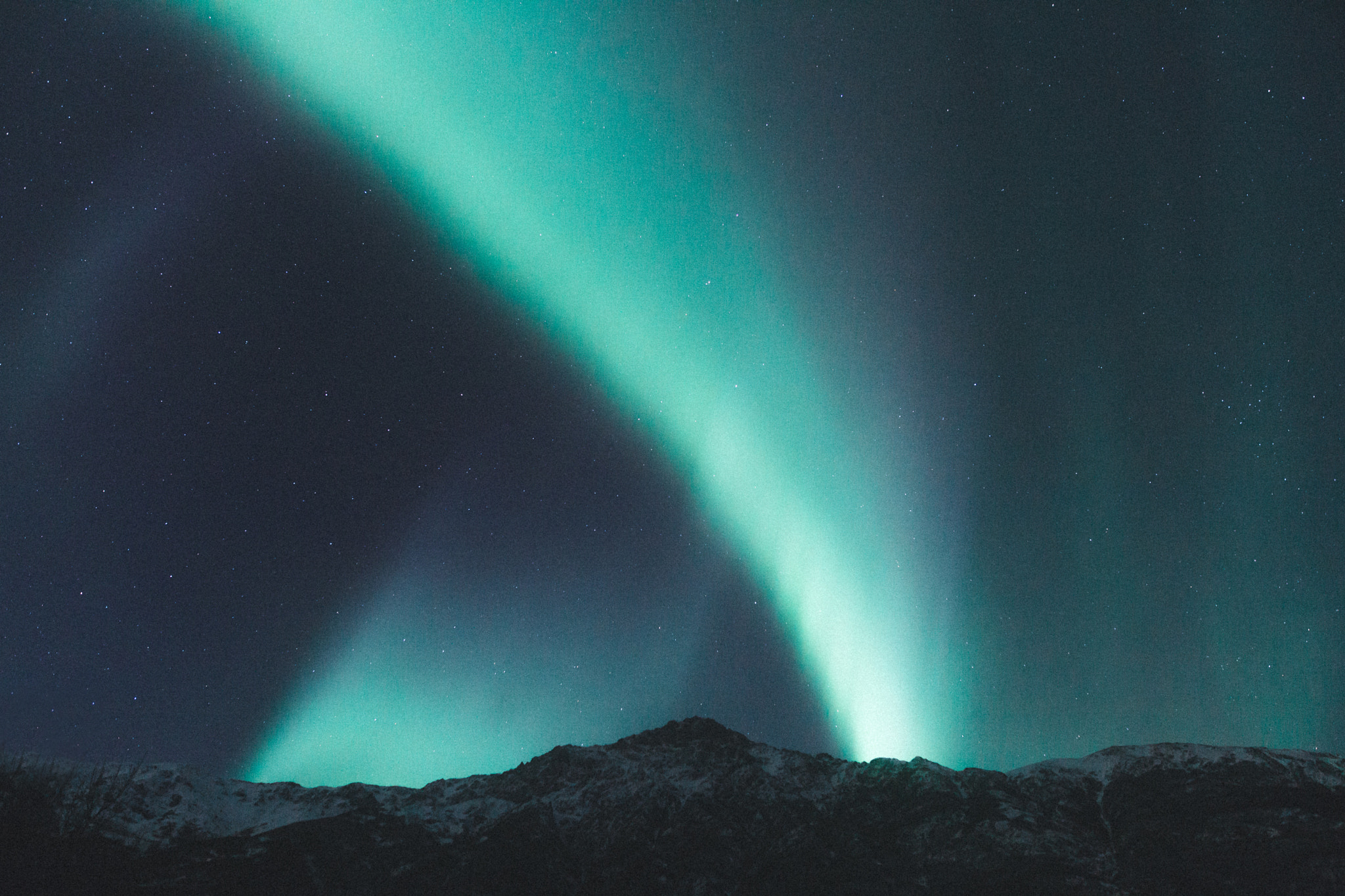 Sigma 24mm F1.4 DG HSM Art sample photo. Aurora over alaska photography