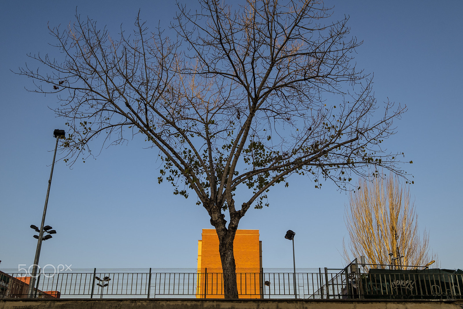 Fujifilm X-T10 + Fujifilm XF 10-24mm F4 R OIS sample photo. Urban landscape in barcelona photography