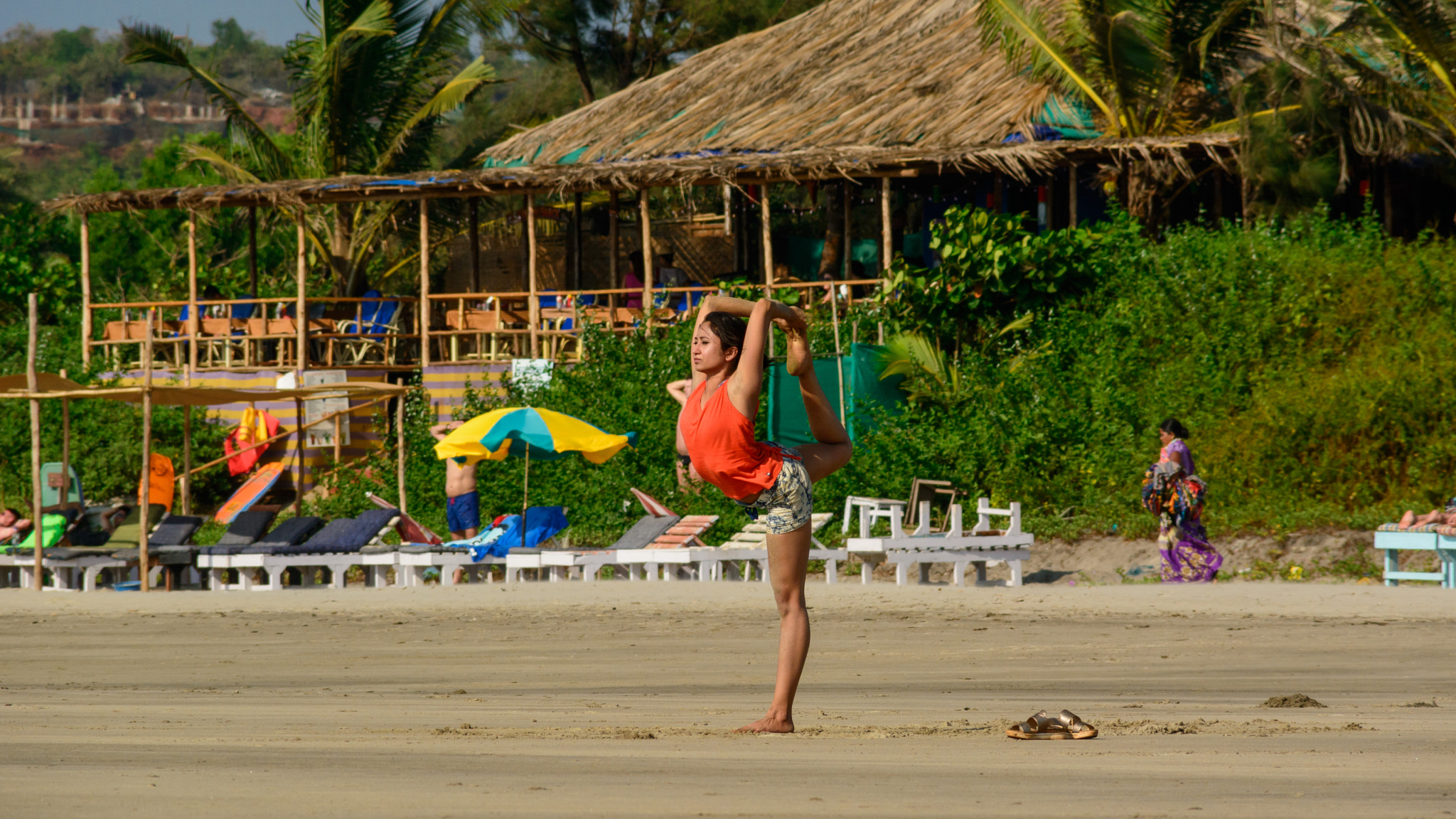 Sigma 28-300mm F3.5-6.3 DG Macro sample photo. Ashwem yoga photography