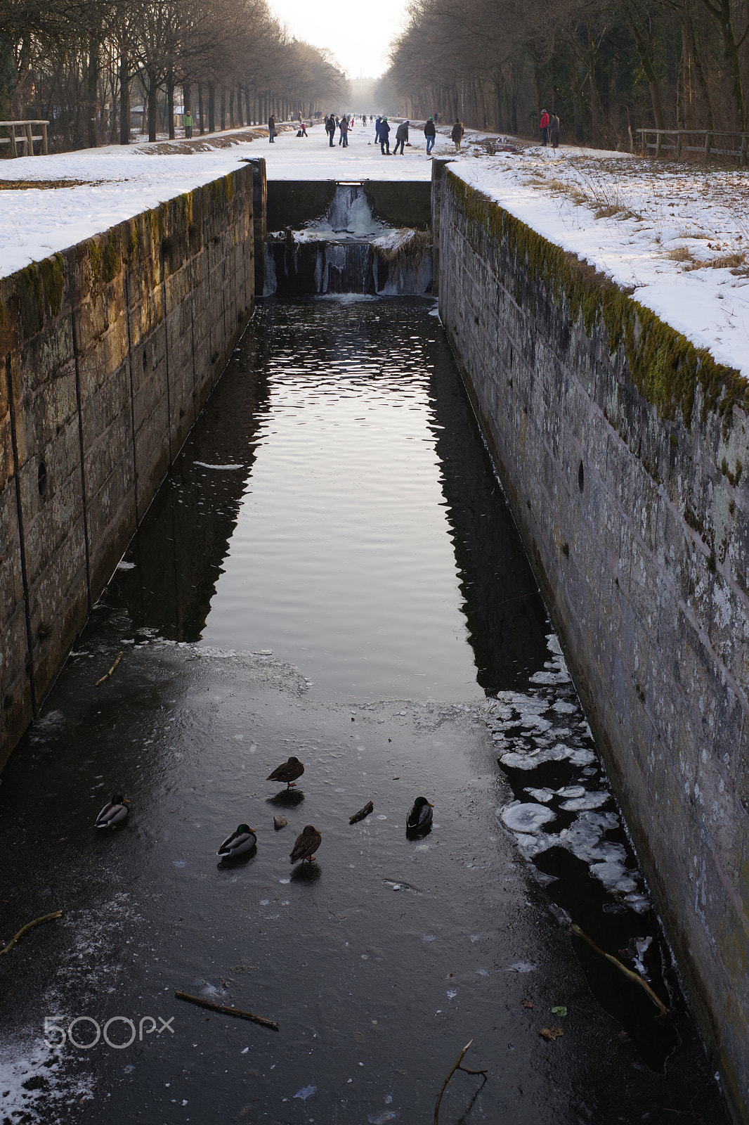 Pentax K-1 + Pentax smc FA 43mm F1.9 Limited sample photo. Am alten kanal photography