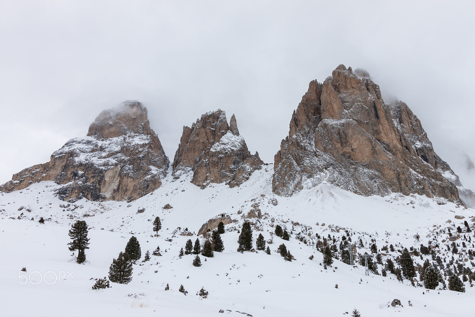 Canon EOS 500D (EOS Rebel T1i / EOS Kiss X3) sample photo. Sassolungo (langkofel) group in winter photography