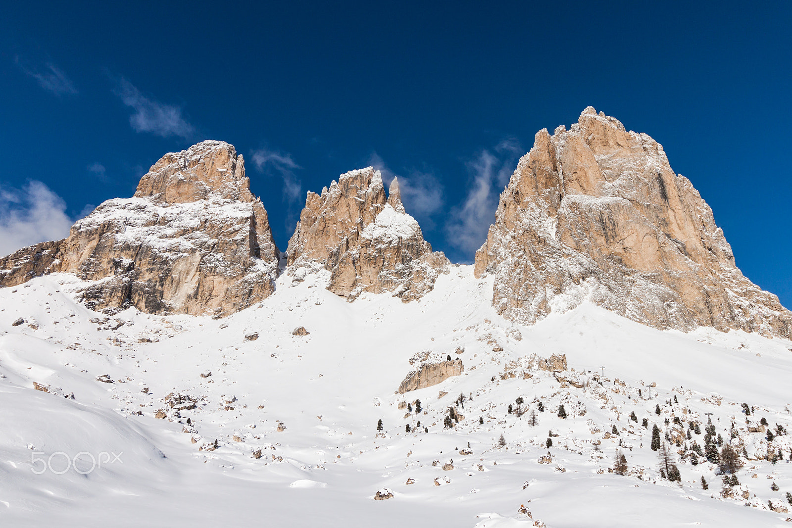 Canon EOS 500D (EOS Rebel T1i / EOS Kiss X3) sample photo. Sassolungo (langkofel) group in winter photography