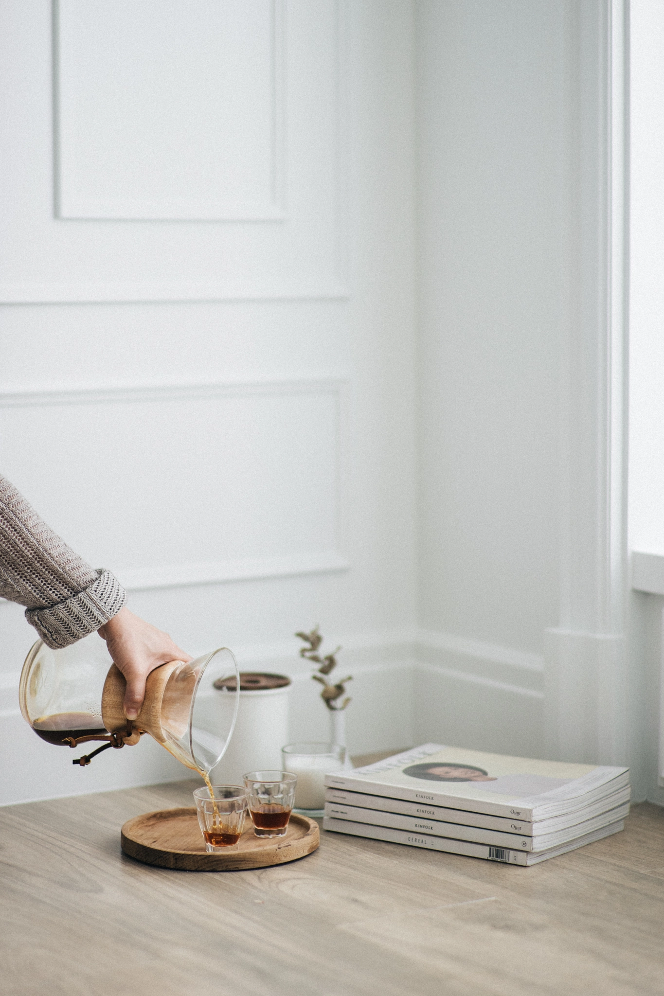Sony a7 II + Sony DT 50mm F1.8 SAM sample photo. Pouring drip coffee photography