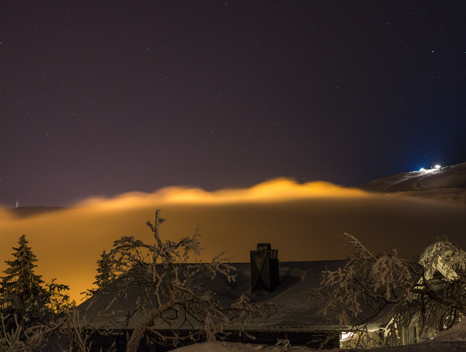 Canon EOS 70D + Canon EF 40mm F2.8 STM sample photo. Moln-lock-trysilfjellet photography
