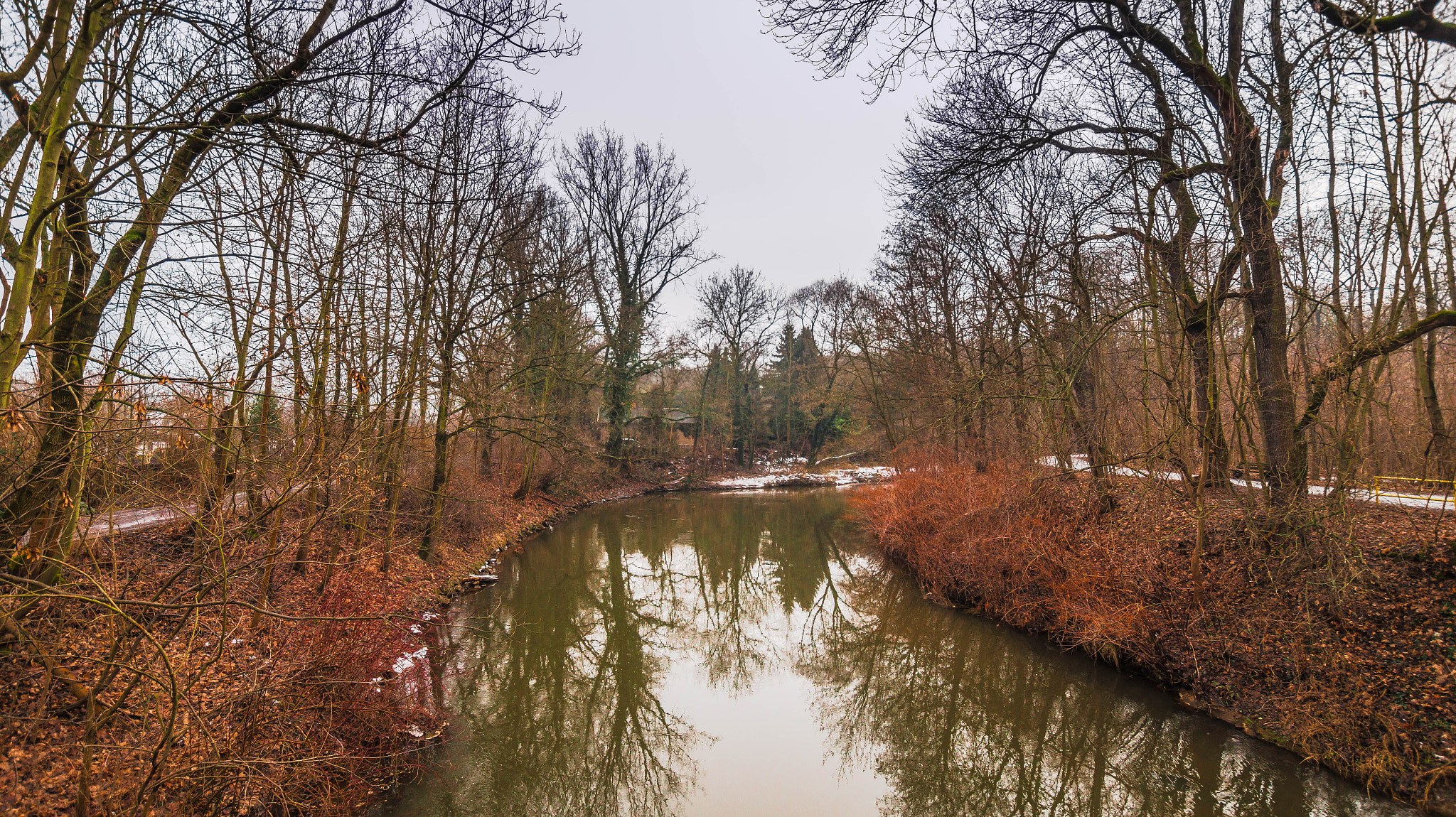 Sony SLT-A58 + Sigma 10-20mm F3.5 EX DC HSM sample photo. View from a bridge photography