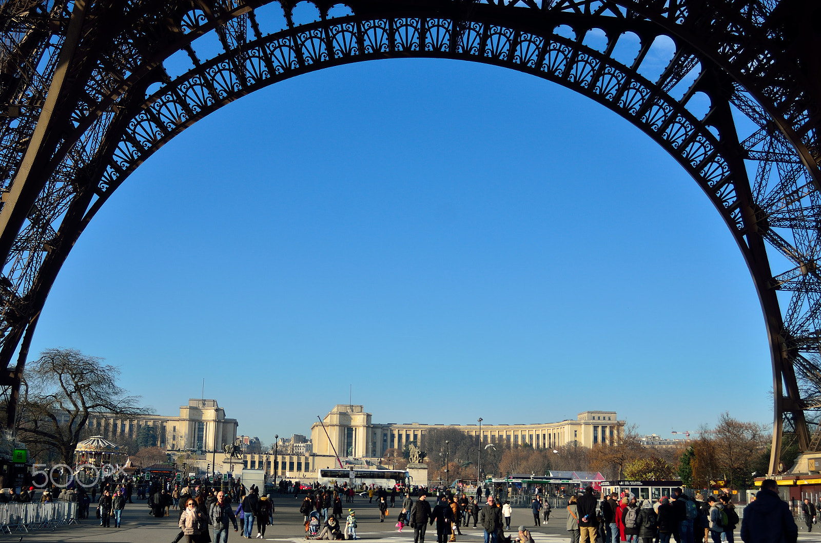 AF Zoom-Nikkor 28-80mm f/3.5-5.6D sample photo. Eiffel tower arc view photography