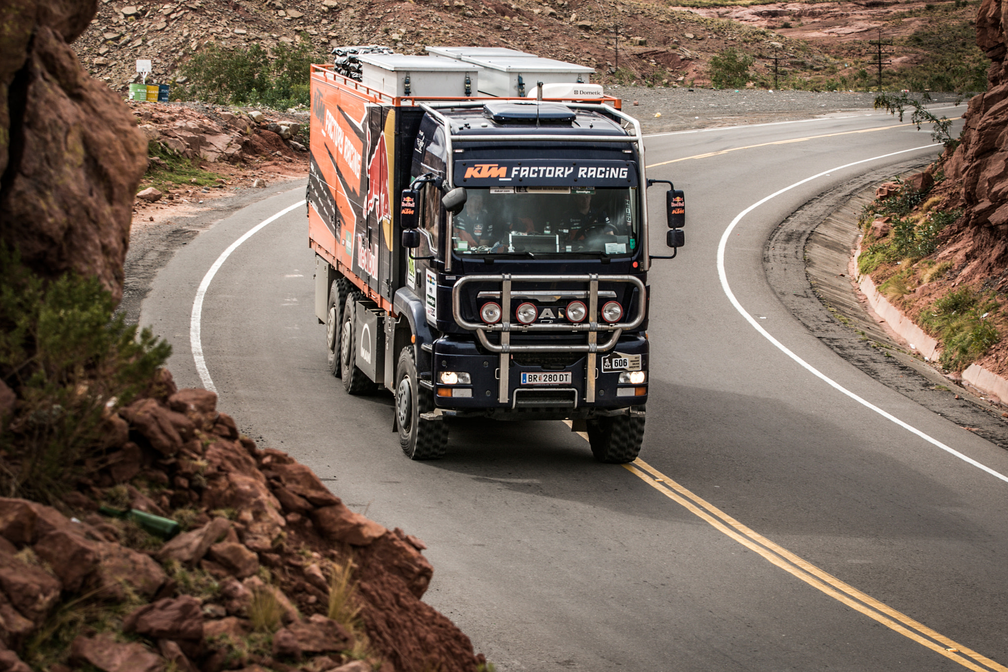 Canon EF 70-200mm F4L USM sample photo. Dakar 2017 photography