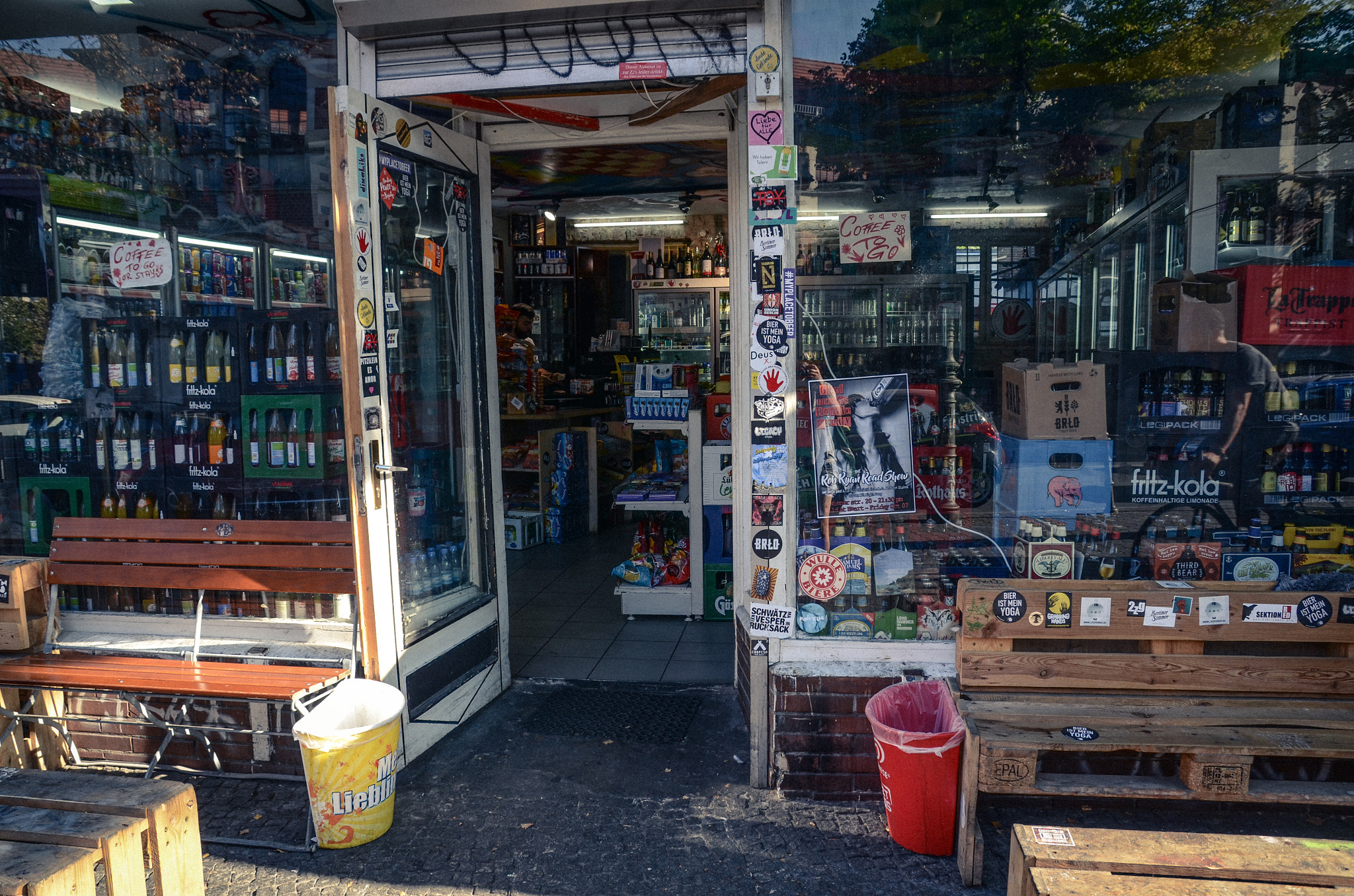 Sigma 17-70mm F2.8-4 DC Macro OS HSM | C sample photo. A store photography
