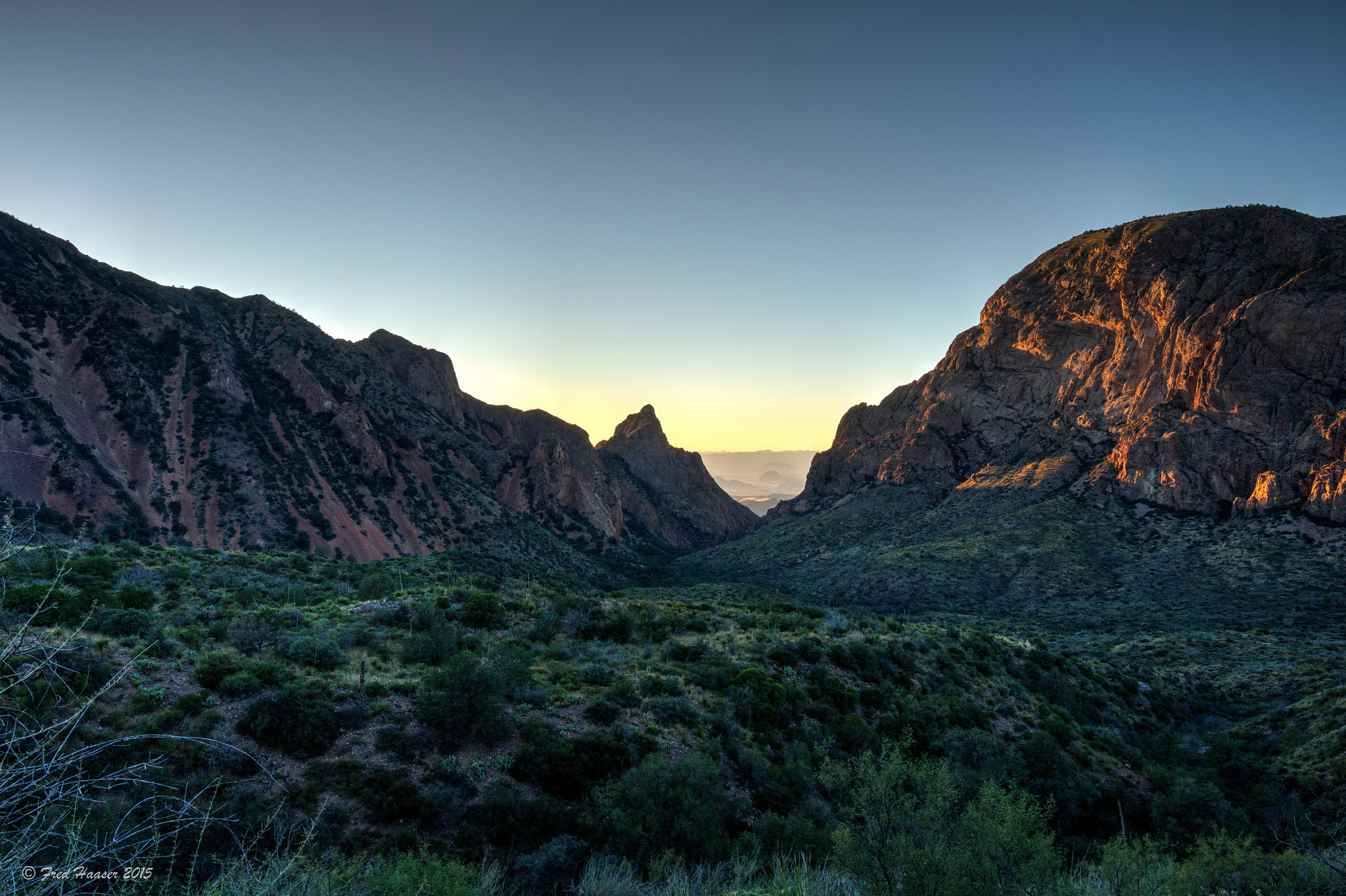 Nikon AF-S Nikkor 24-70mm F2.8E ED VR sample photo. Sunrise in the window big bend naitonal park photography