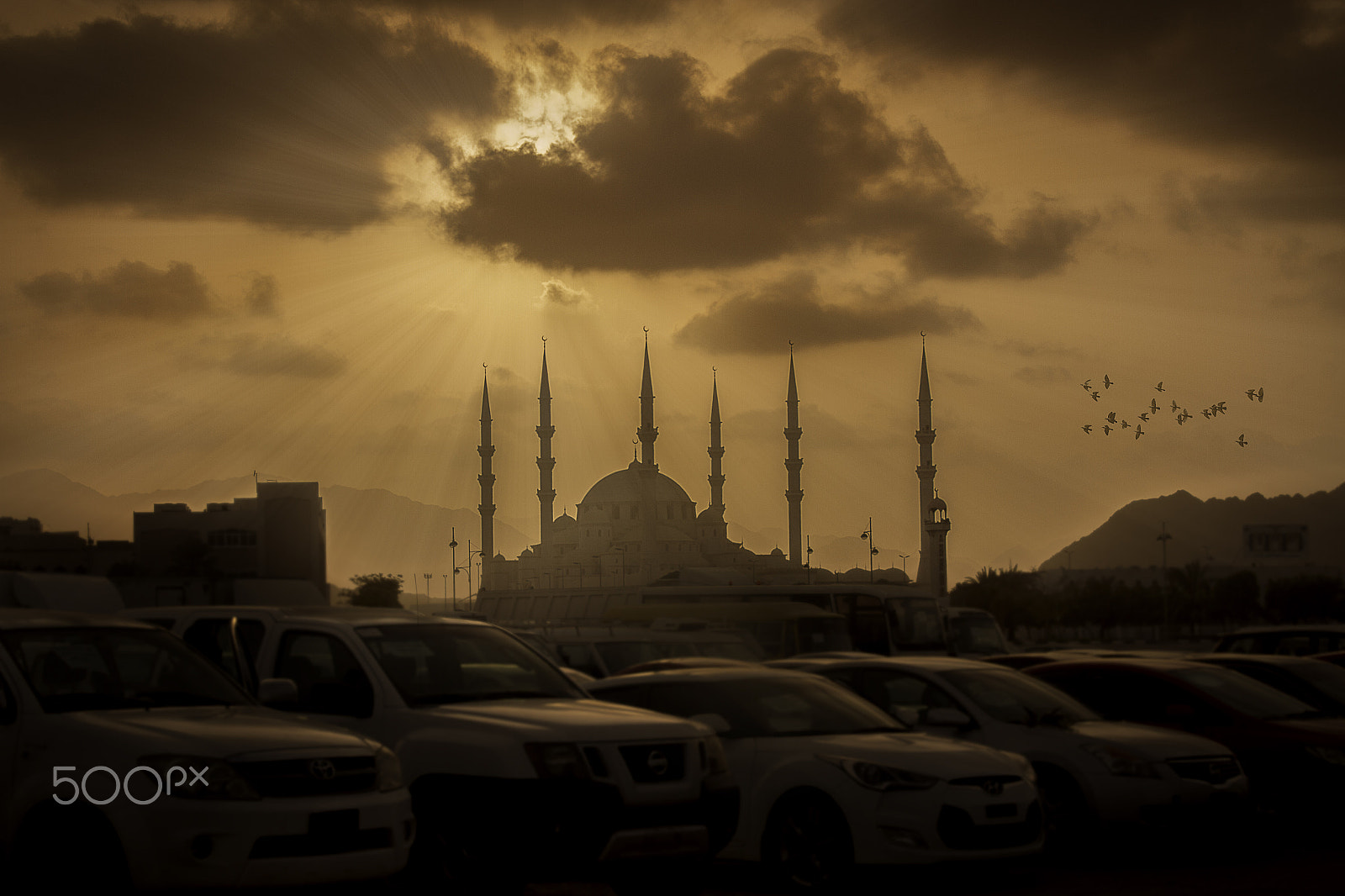 Canon EF-S 18-55mm F3.5-5.6 III sample photo. Shiehk sayed mosque, fujairah photography