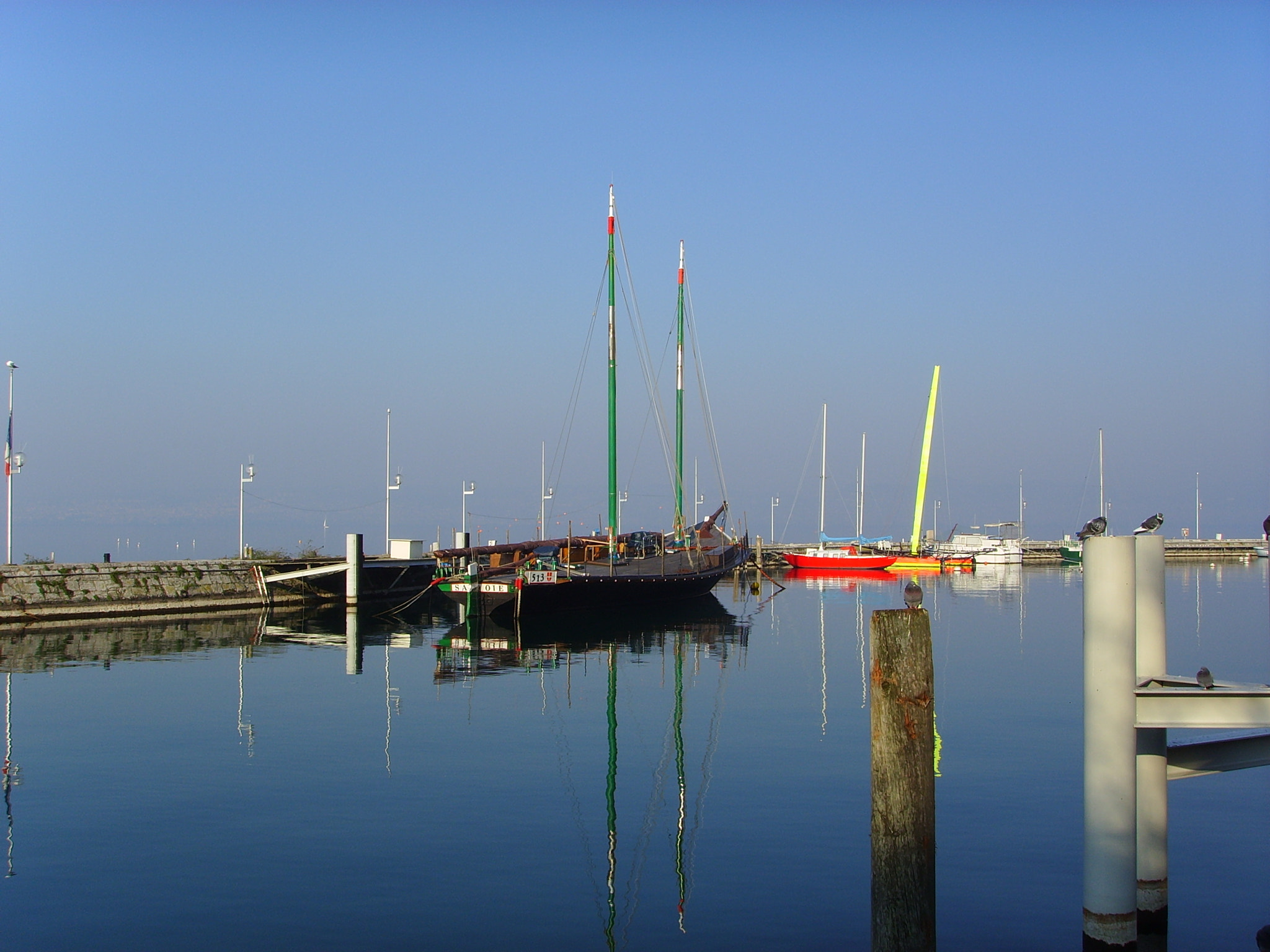 Samsung Digimax i6 PMP, Samsung #11 PMP sample photo. Bateau photography