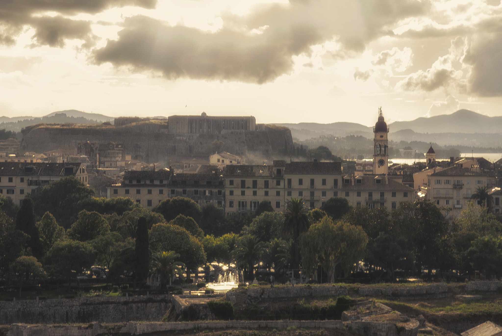 Sigma 17-70mm F2.8-4 DC Macro OS HSM | C sample photo. Corfu town photography
