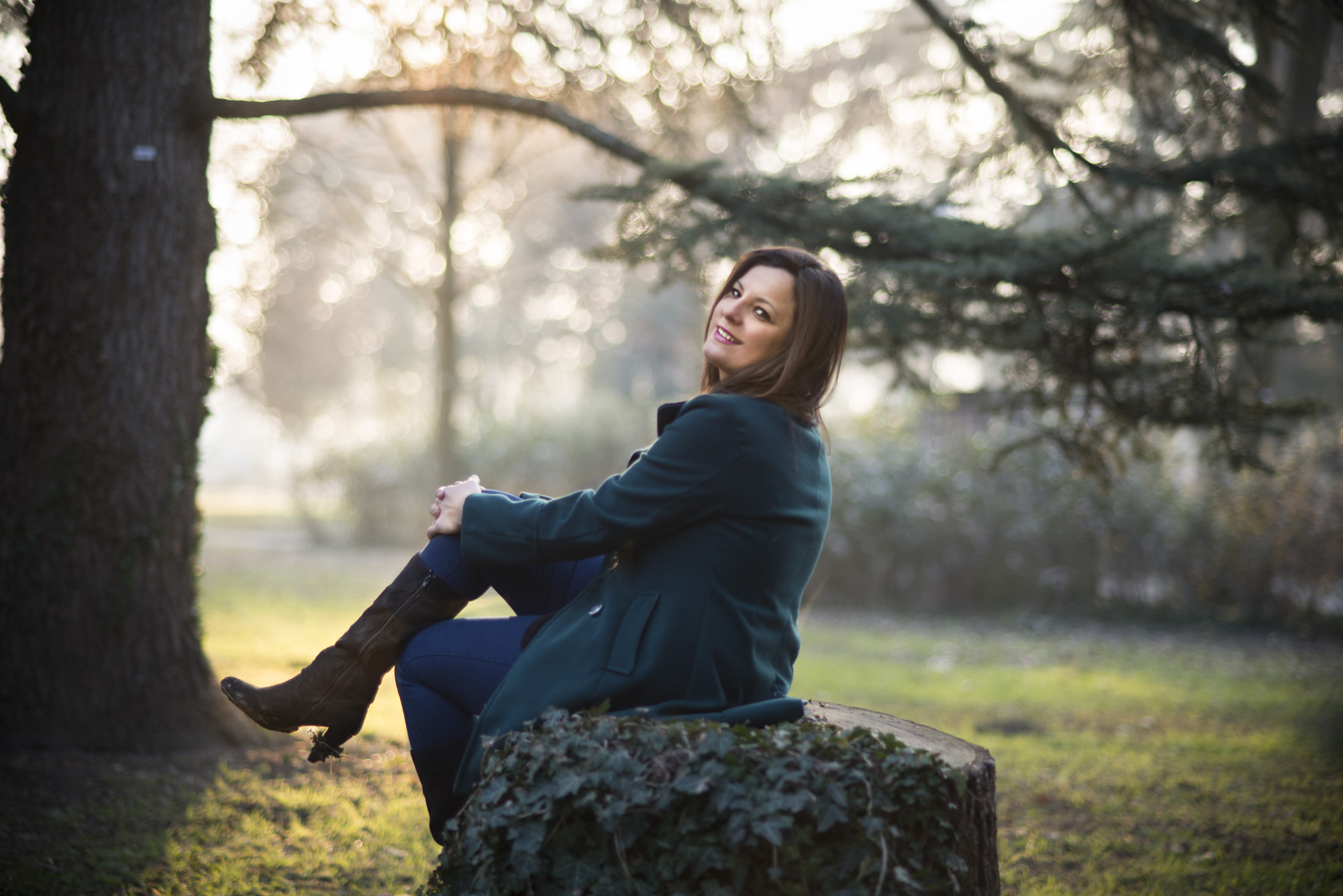 Nikon D610 + Nikon AF Nikkor 85mm F1.8D sample photo. Brunette in green coat... photography