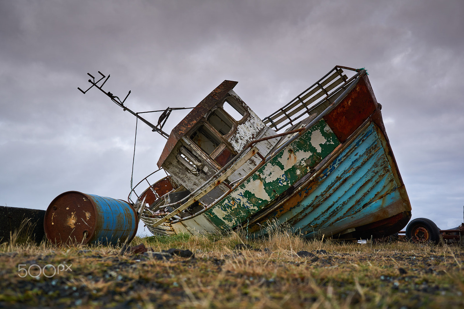 Sony a6000 + Sigma 19mm F2.8 EX DN sample photo. Wrecked (grindavik, iceland) photography