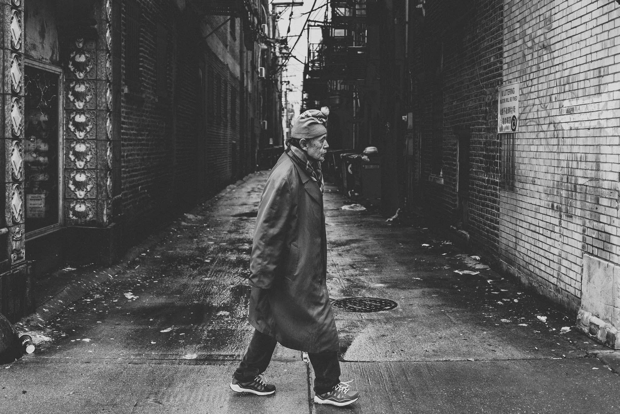 Sony a7S + Sony Sonnar T* FE 35mm F2.8 ZA sample photo. Chinatown. chicago, 2016 photography