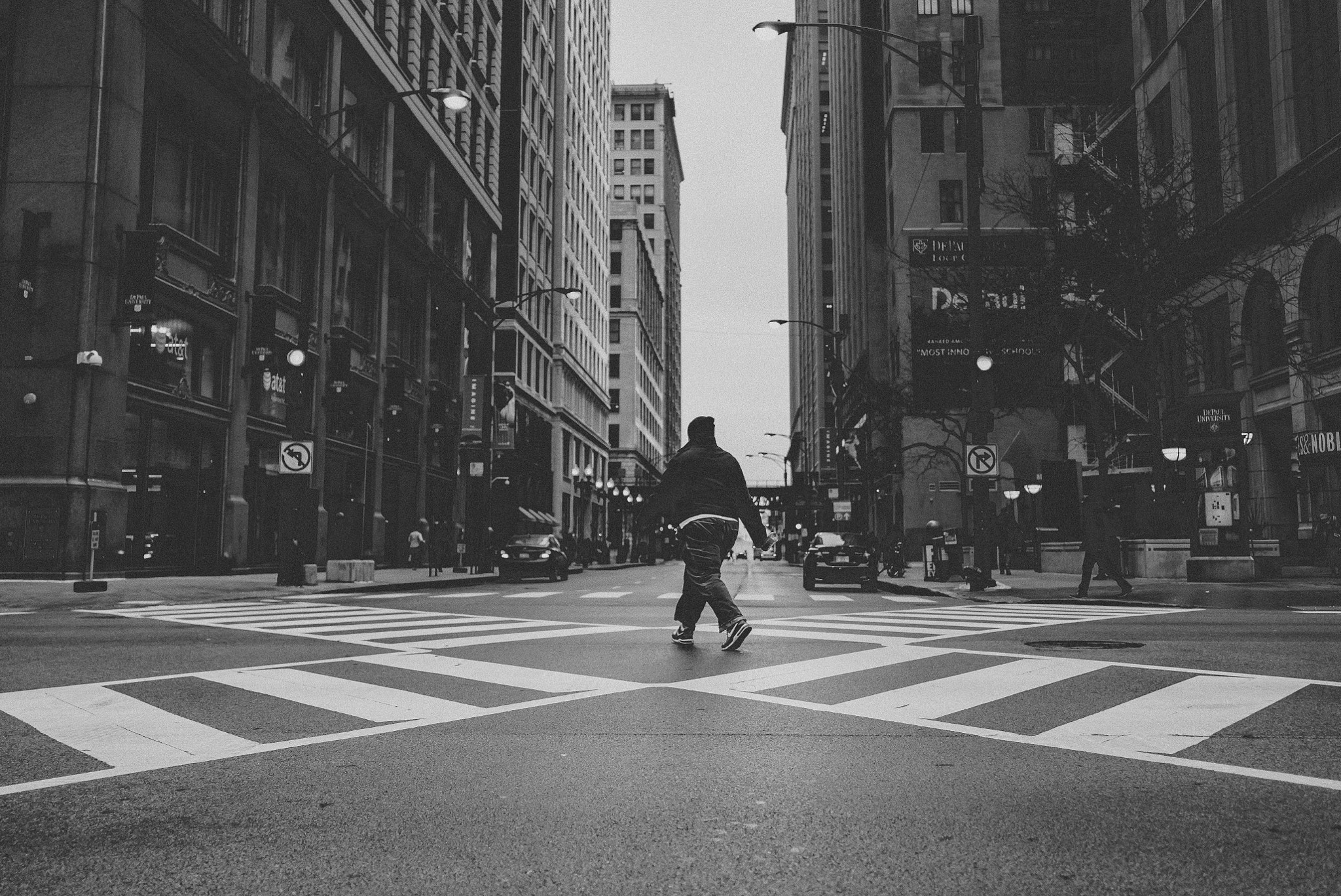 Sony a7S sample photo. Kristin crossing. chicago, 2015 photography