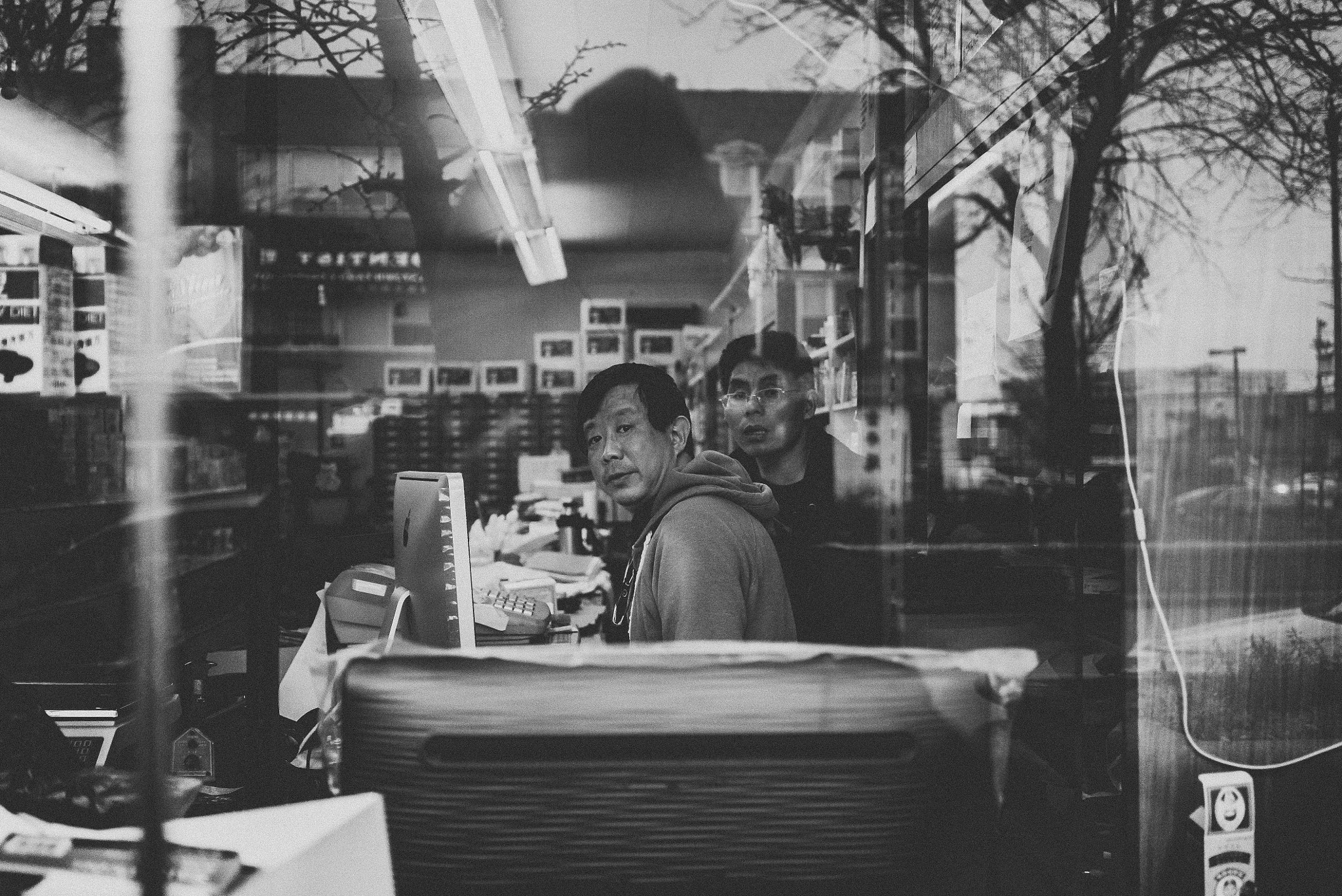 Sony a7S + Sony Sonnar T* FE 35mm F2.8 ZA sample photo. Untitled. chinatown, chicago, 2016. photography