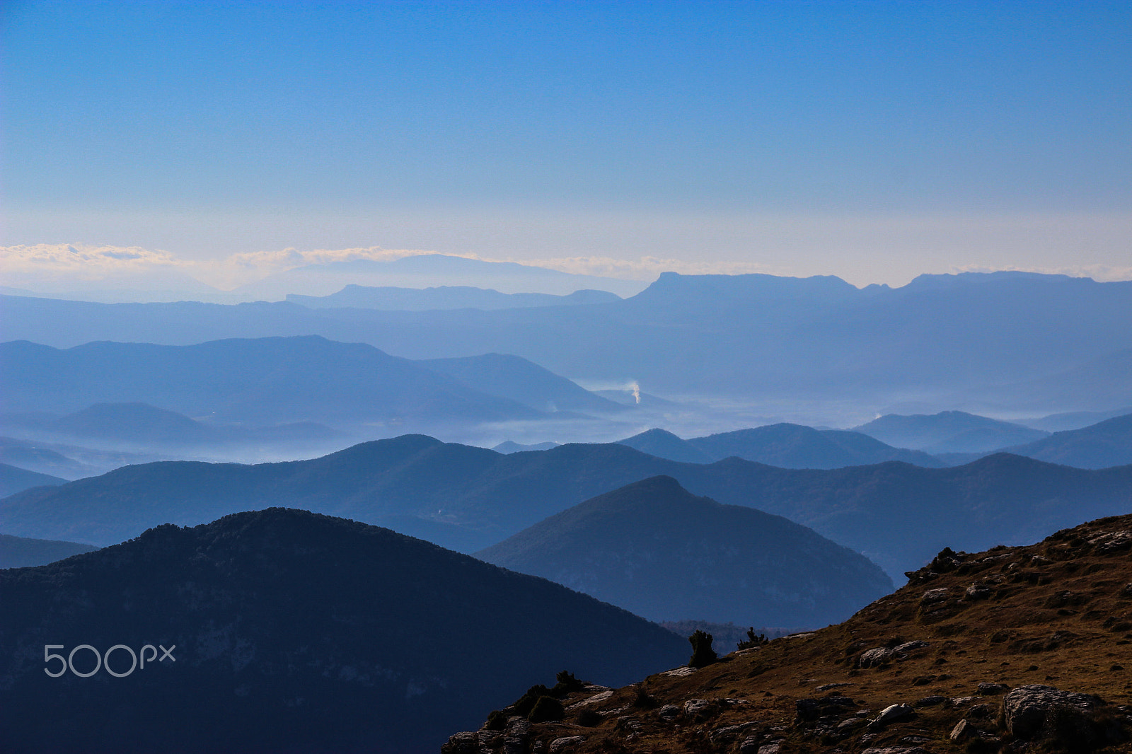 Canon EOS 600D (Rebel EOS T3i / EOS Kiss X5) + Canon TS-E 90mm F2.8 Tilt-Shift sample photo. Hidden land photography