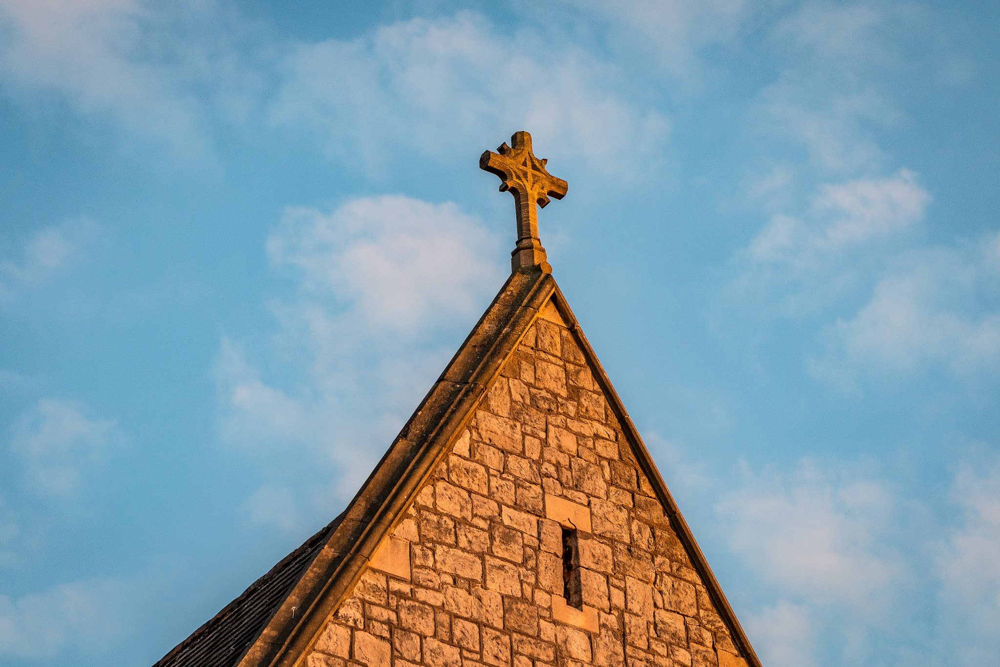 Sigma 70-200mm F2.8 EX DG OS HSM sample photo. Cross in golden light photography