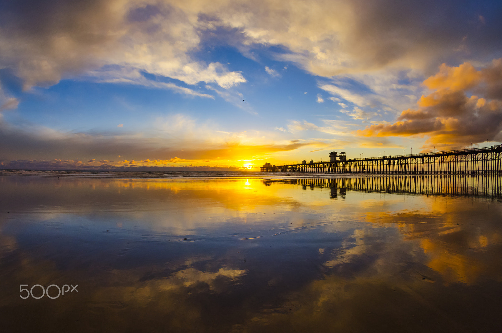 Tokina AT-X 10-17mm F3.5-4.5 DX Fisheye sample photo. Sunset oceanside at the pier photography