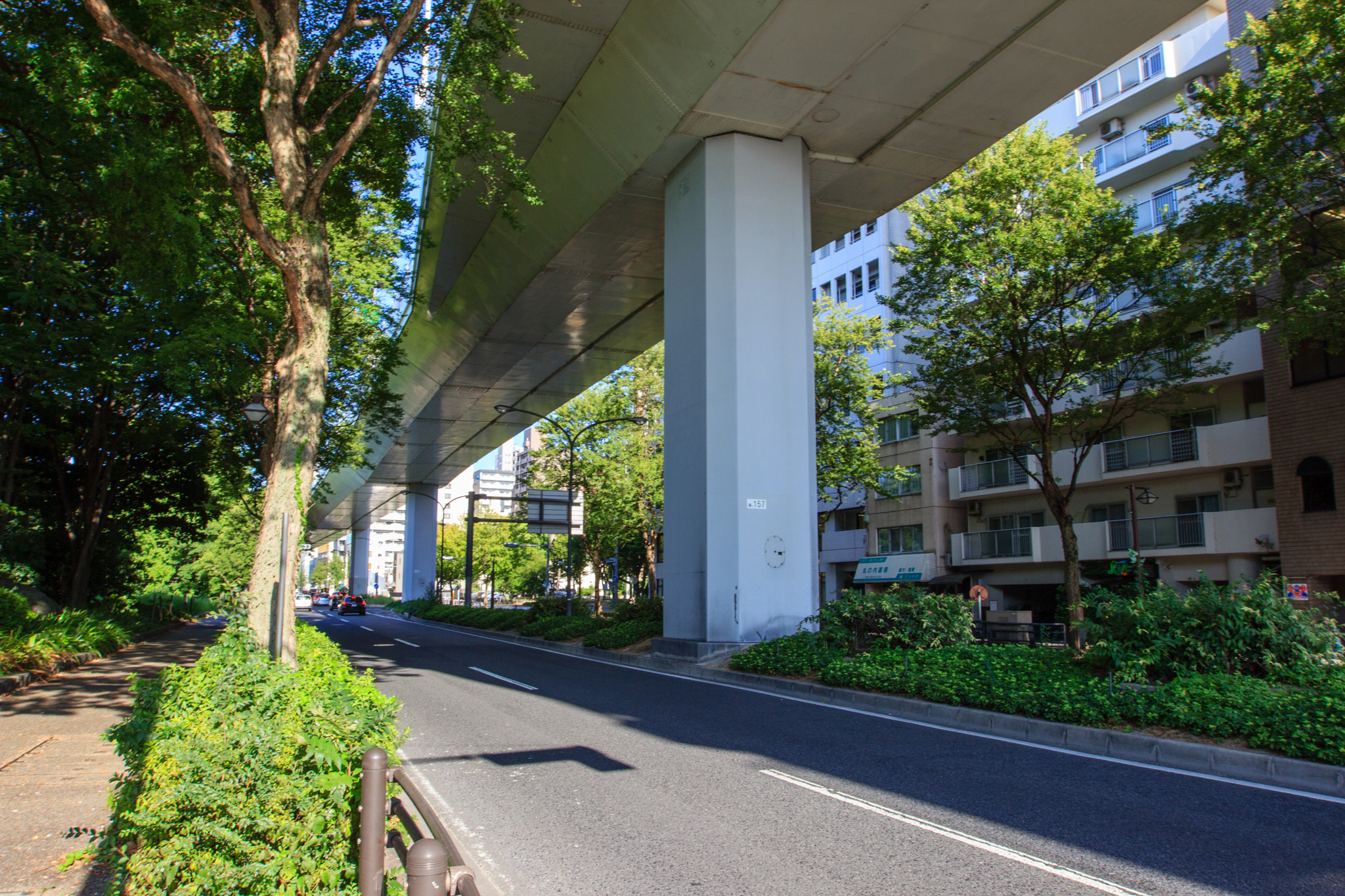 Canon EF 16-35mm F2.8L II USM sample photo. Route sur route photography