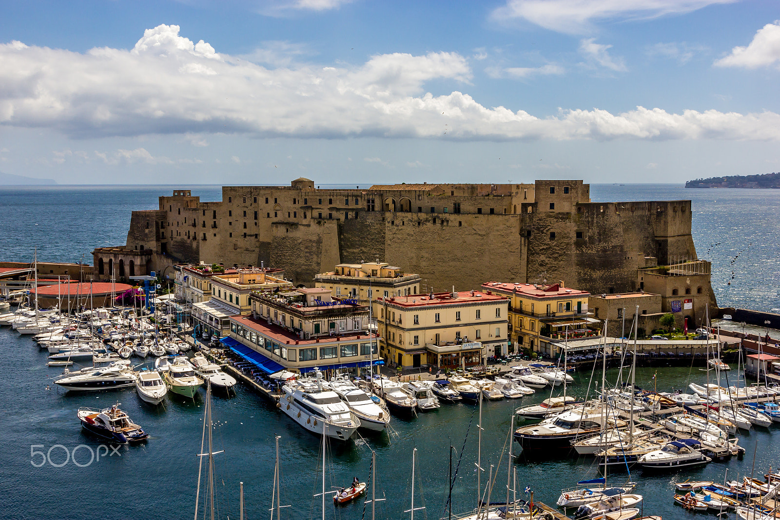 Canon EOS 550D (EOS Rebel T2i / EOS Kiss X4) + Sigma 17-70mm F2.8-4 DC Macro OS HSM sample photo. Castel dell’ovo, napoli photography