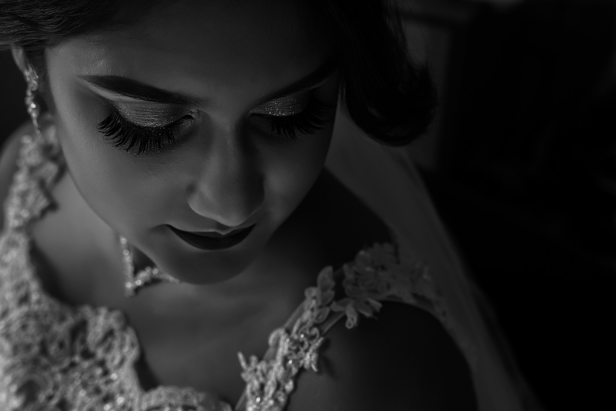 Sigma 18-35mm f/1.8 DC HSM sample photo. Bridal story photography
