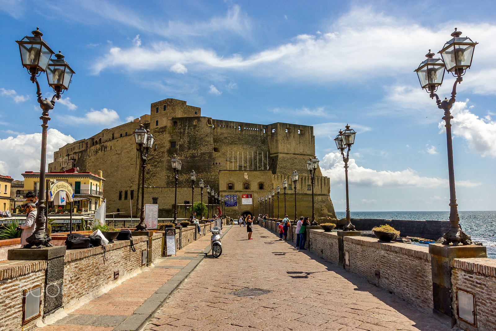 Canon EOS 550D (EOS Rebel T2i / EOS Kiss X4) + Sigma 17-70mm F2.8-4 DC Macro OS HSM sample photo. Castel dell’ovo, napoli photography