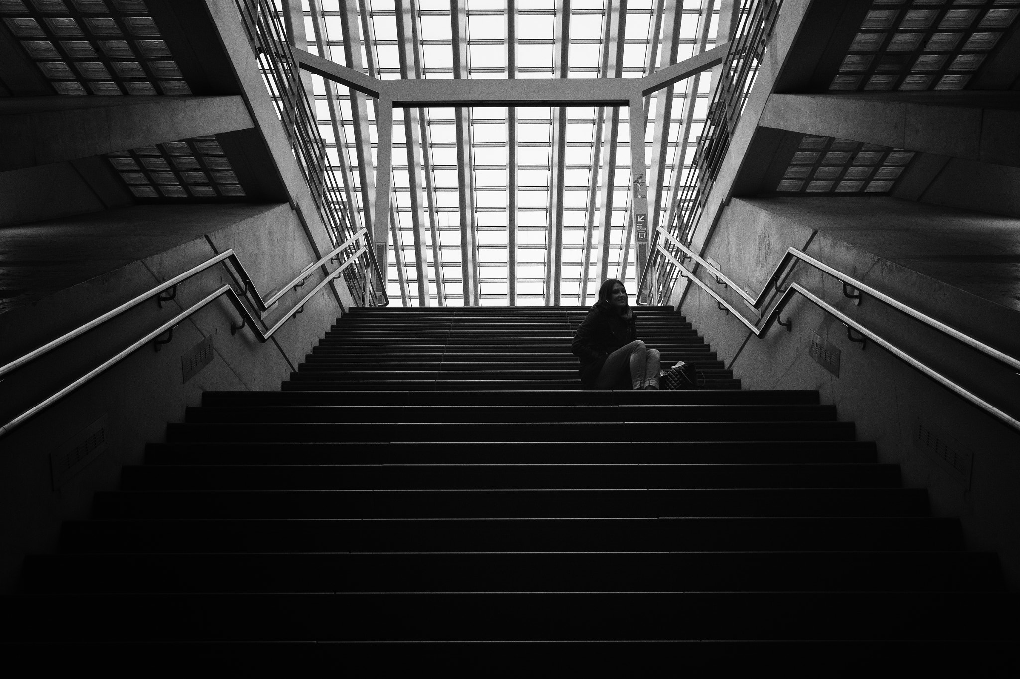 Leica Summicron-M 35mm F2 ASPH sample photo. Steps photography