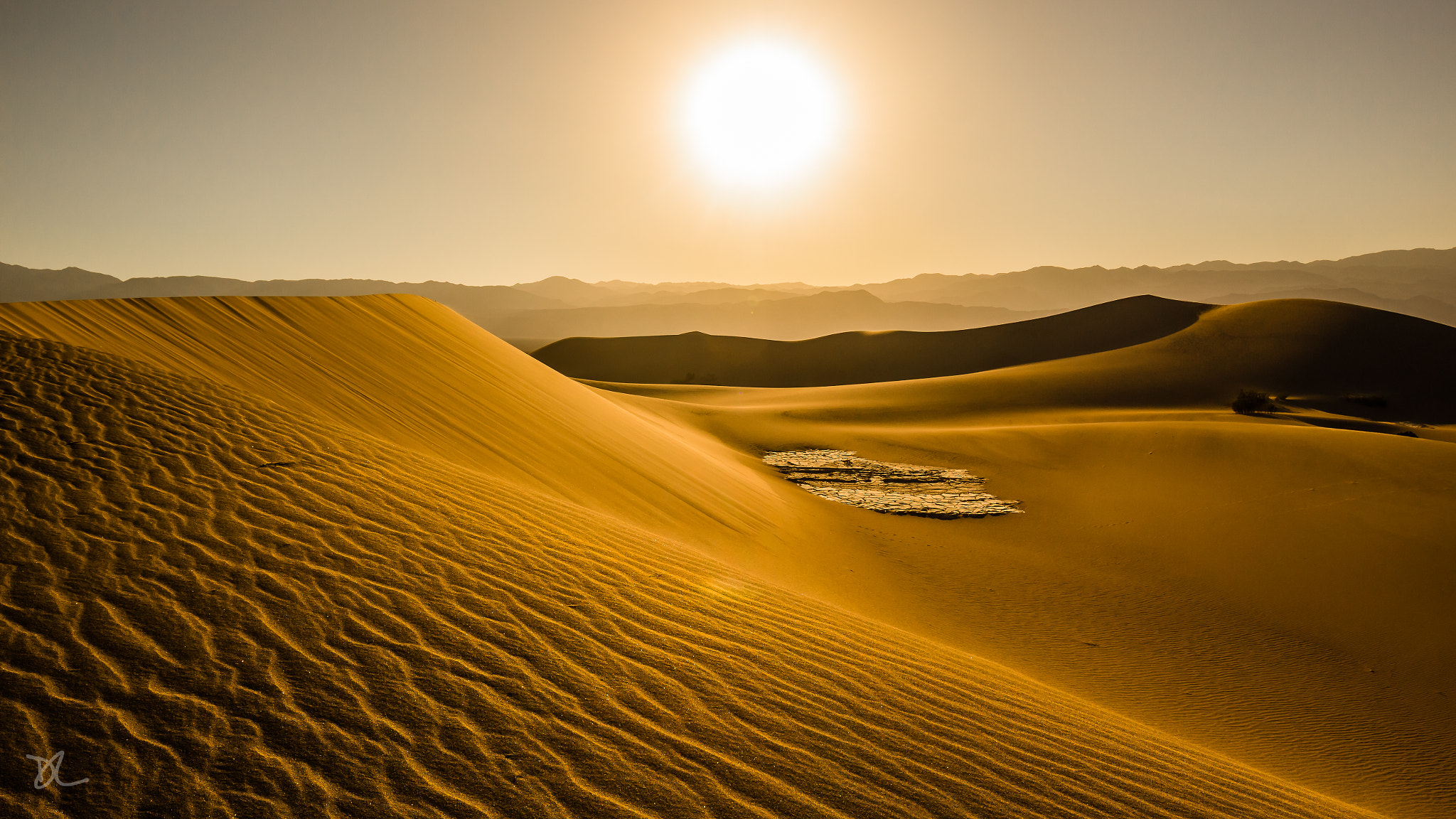 Canon EF 16-35mm F4L IS USM sample photo. Golden sands photography